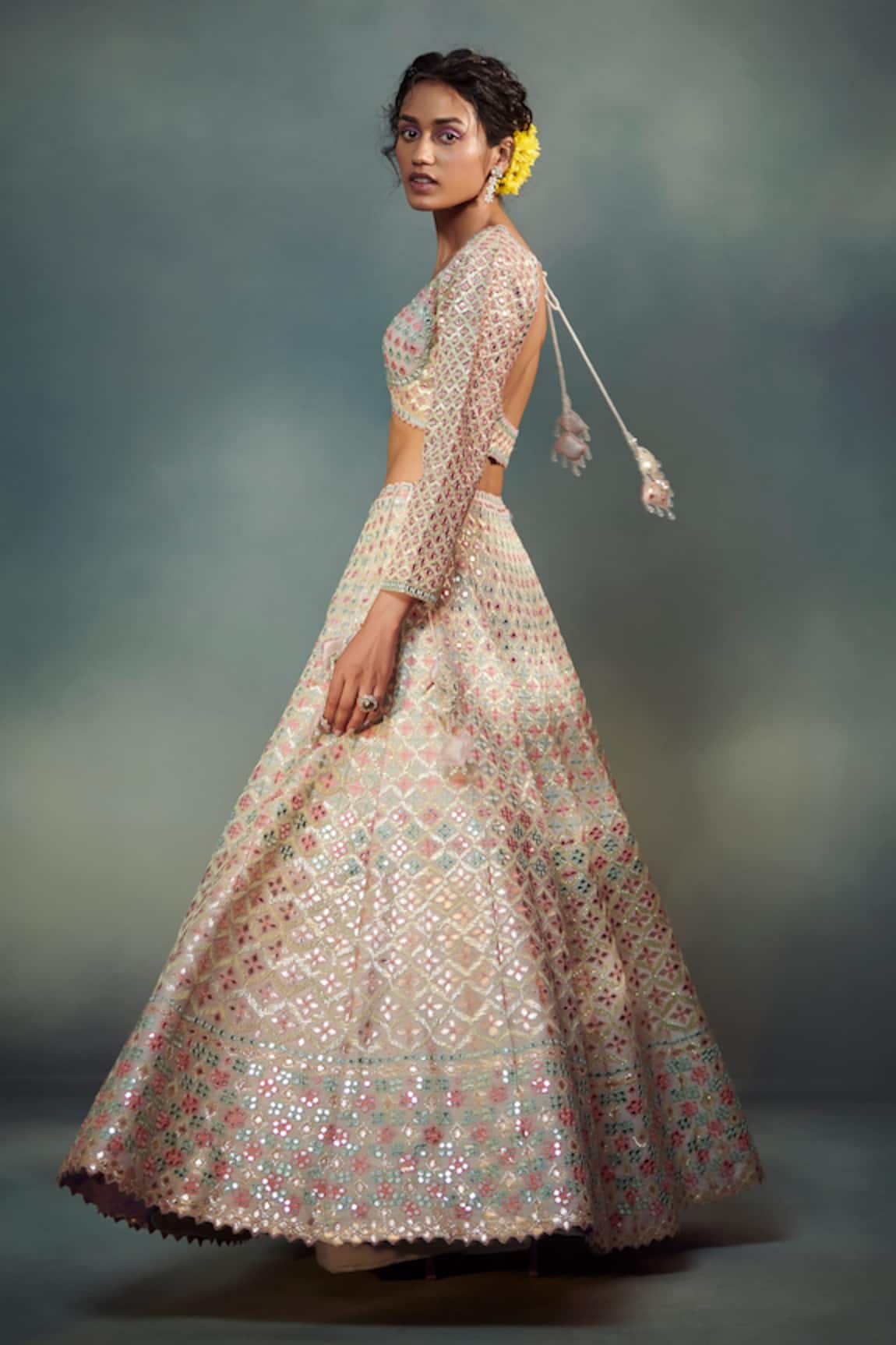 SUHINO Embroidered Bridal Lehenga Set