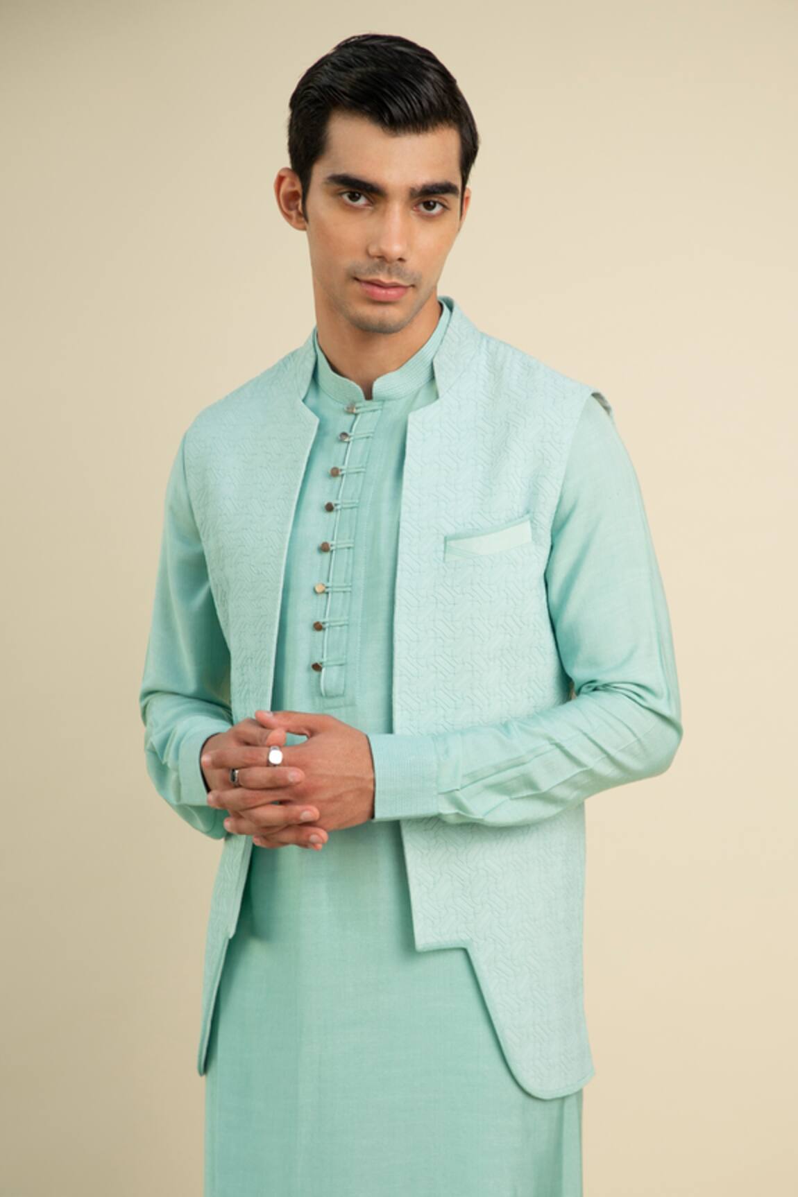 Philocaly Maze Embroidered Bundi 