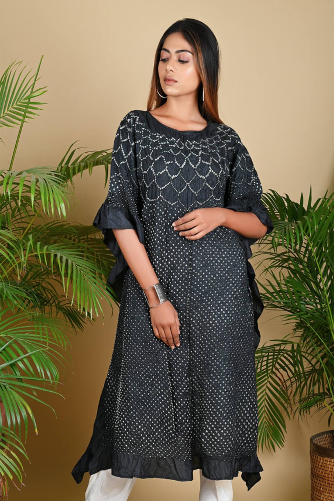 Dyelogue Asymmetric Hem Bandhani Kurta 