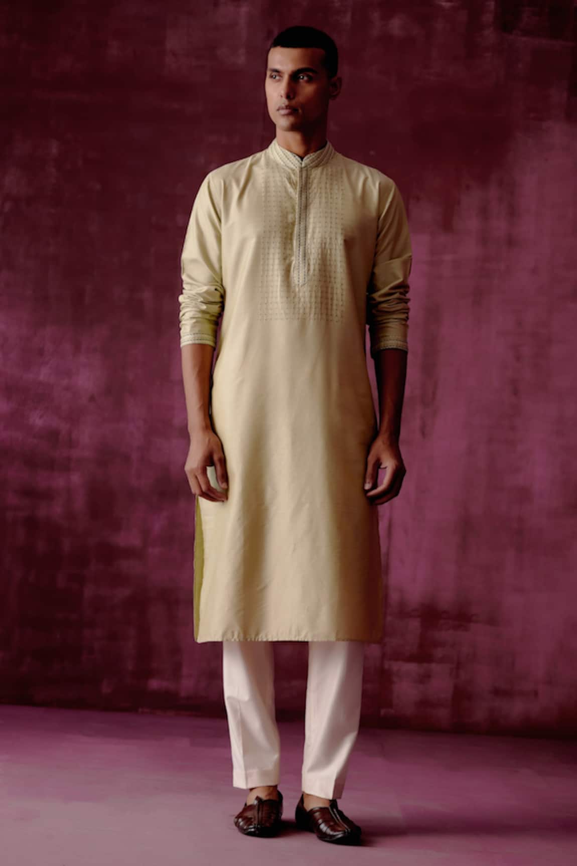 Pouli Pret Geometric Embroidered Kurta 