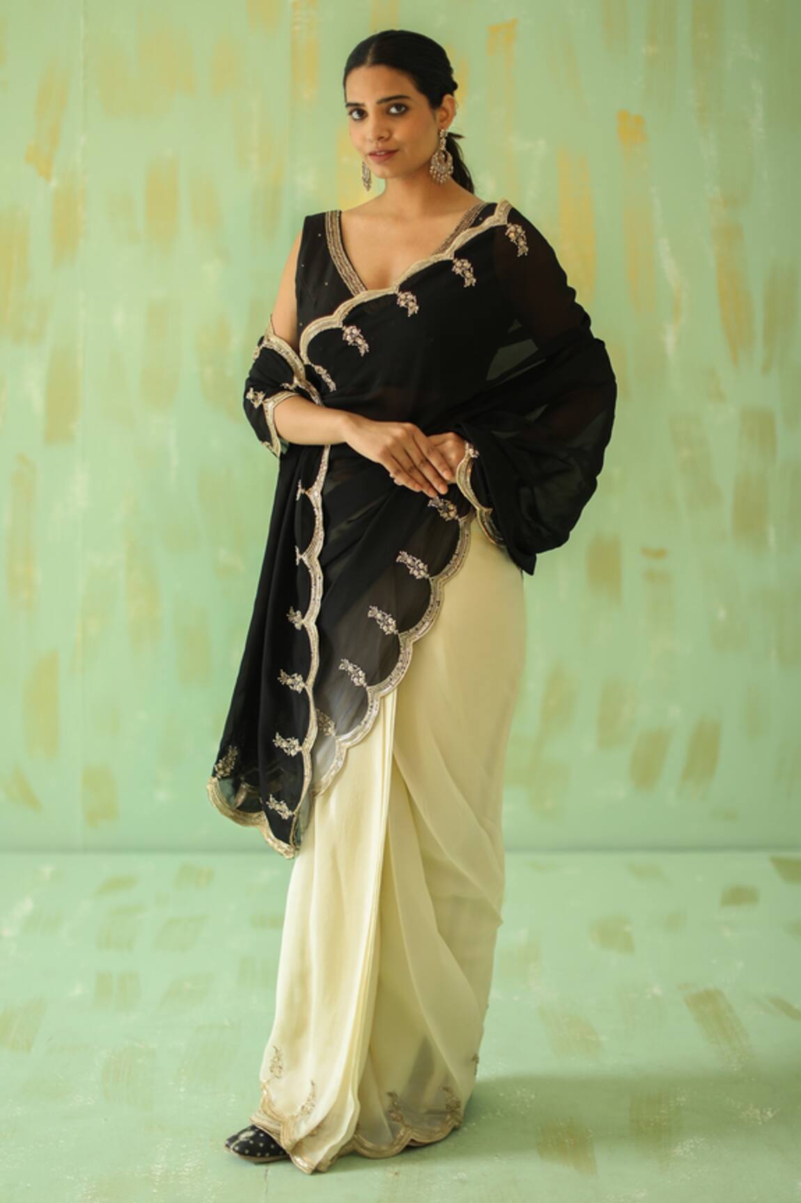 Pouli Pret Ombre Embroidered Saree 
