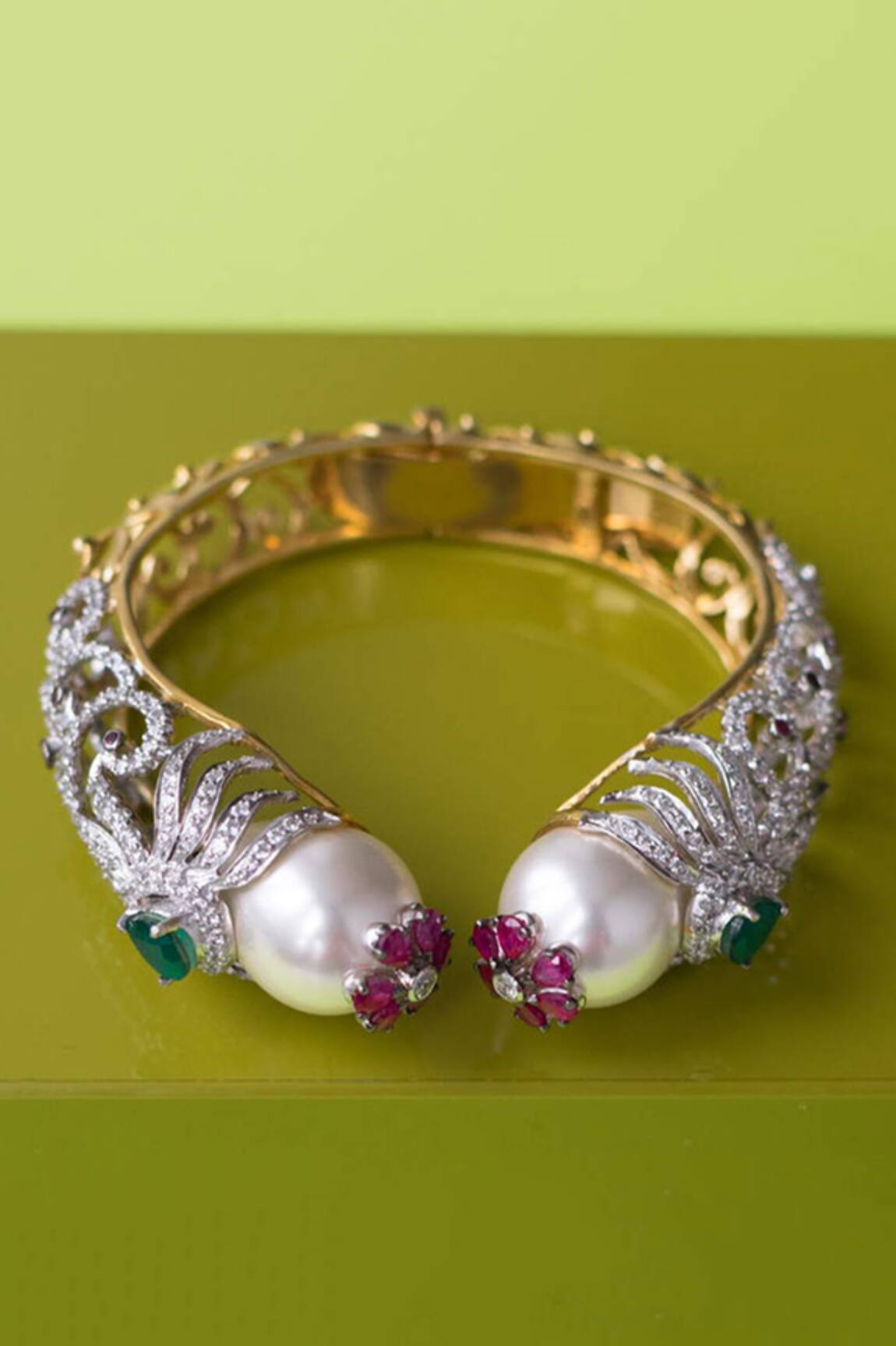 Tsara Crystal Cutwork Kada Single Pc