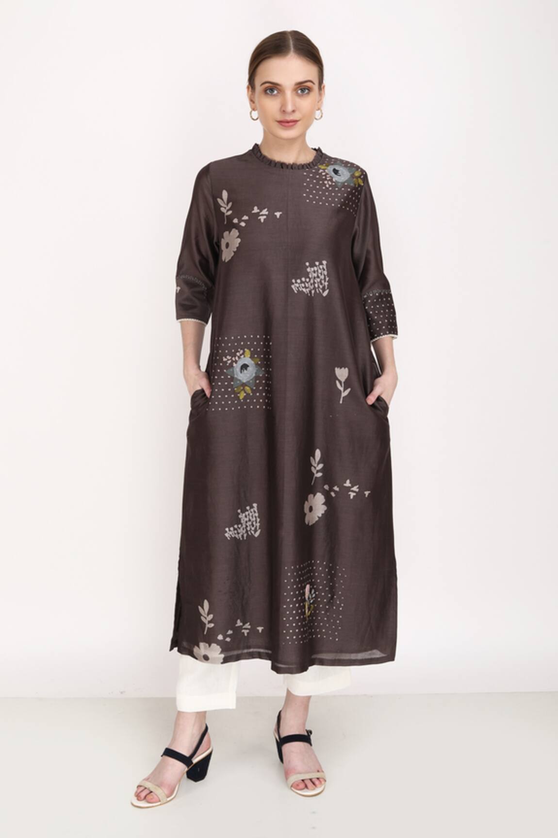 Arcvsh By Pallavi Singh Floral Pattern Kurta & Pant Set 