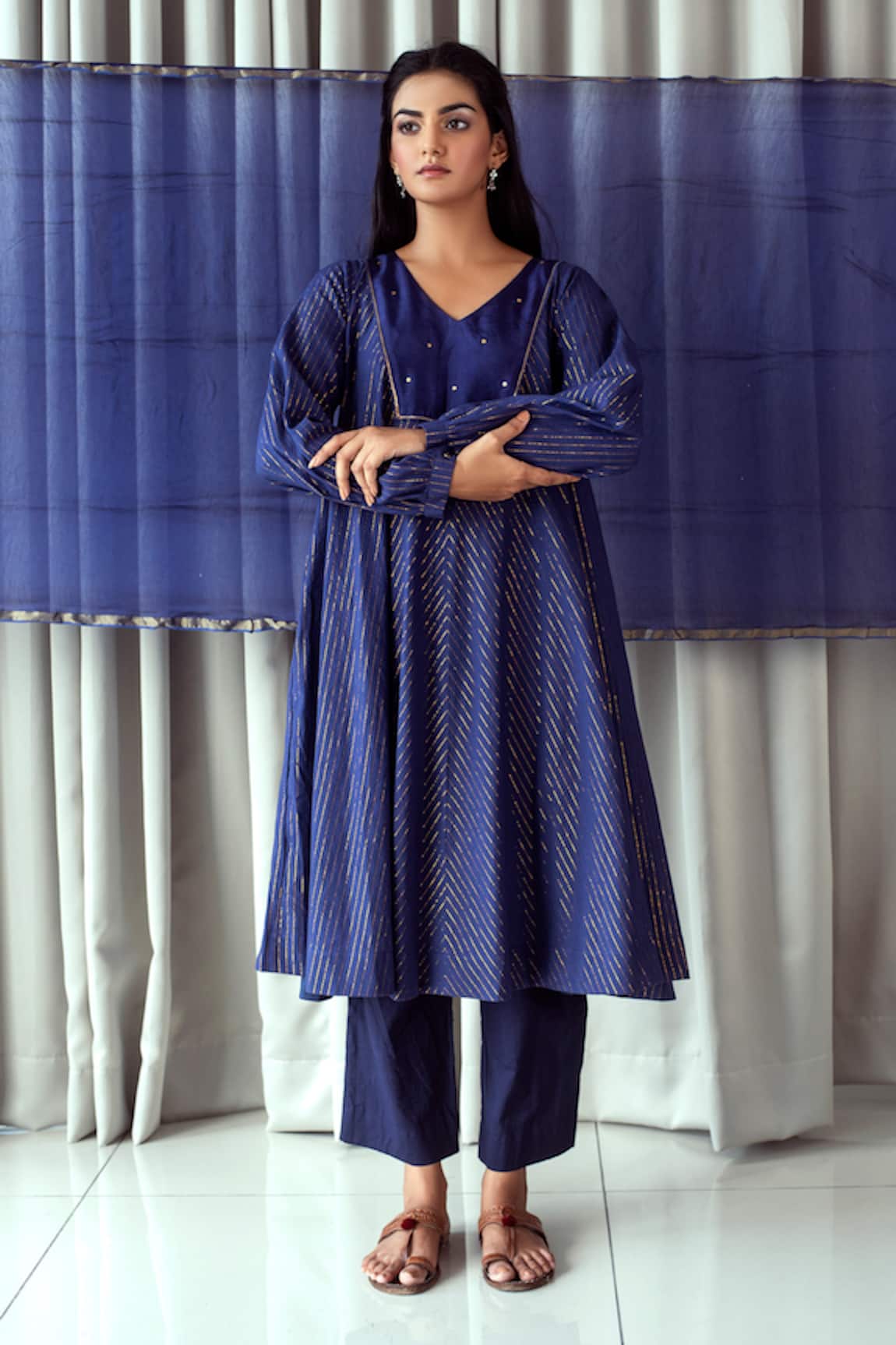 Taro Handloom Cotton Zari Striped Anarkali Set