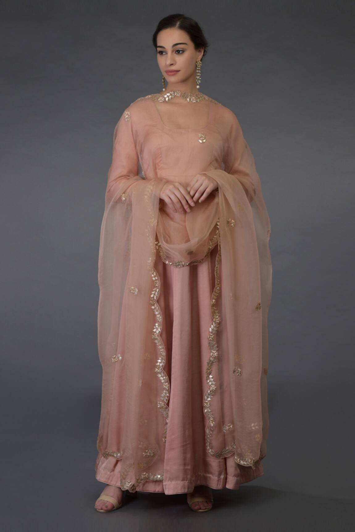 Talking Threads Scallop Border Embroidered Dupatta