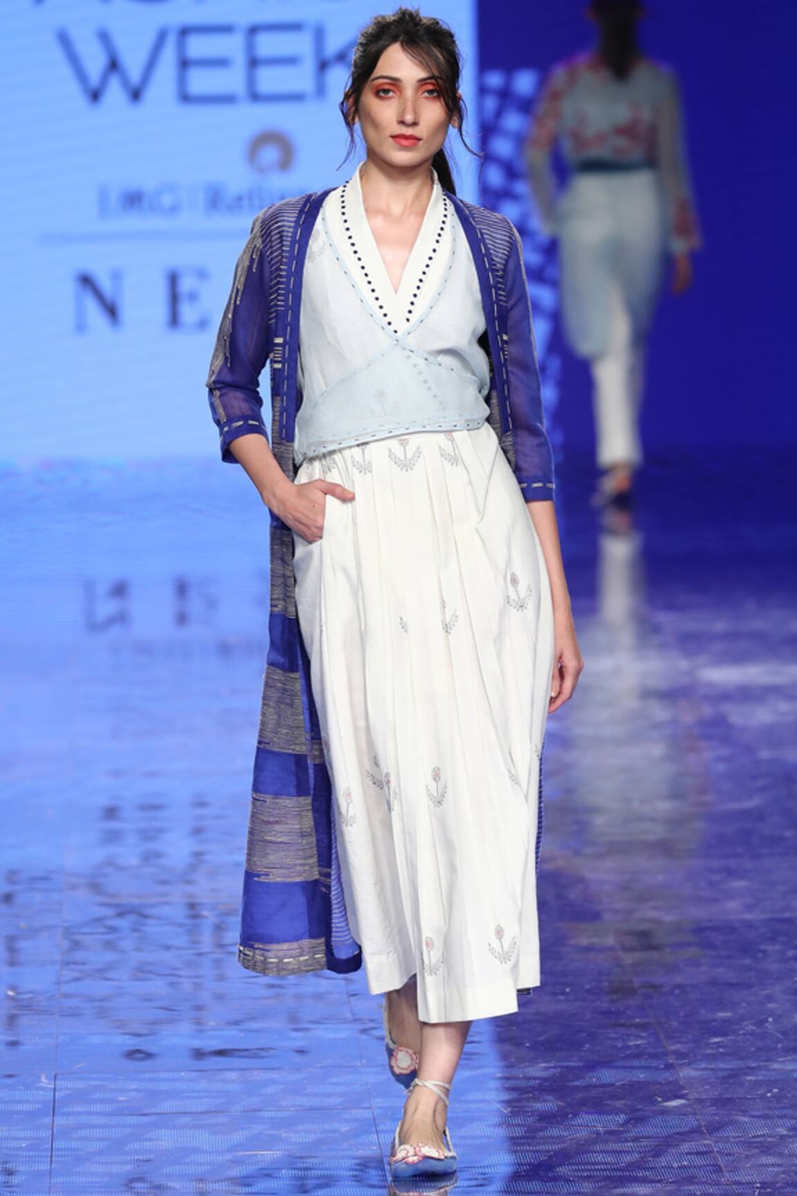 Tahweave Silk Long Jacket