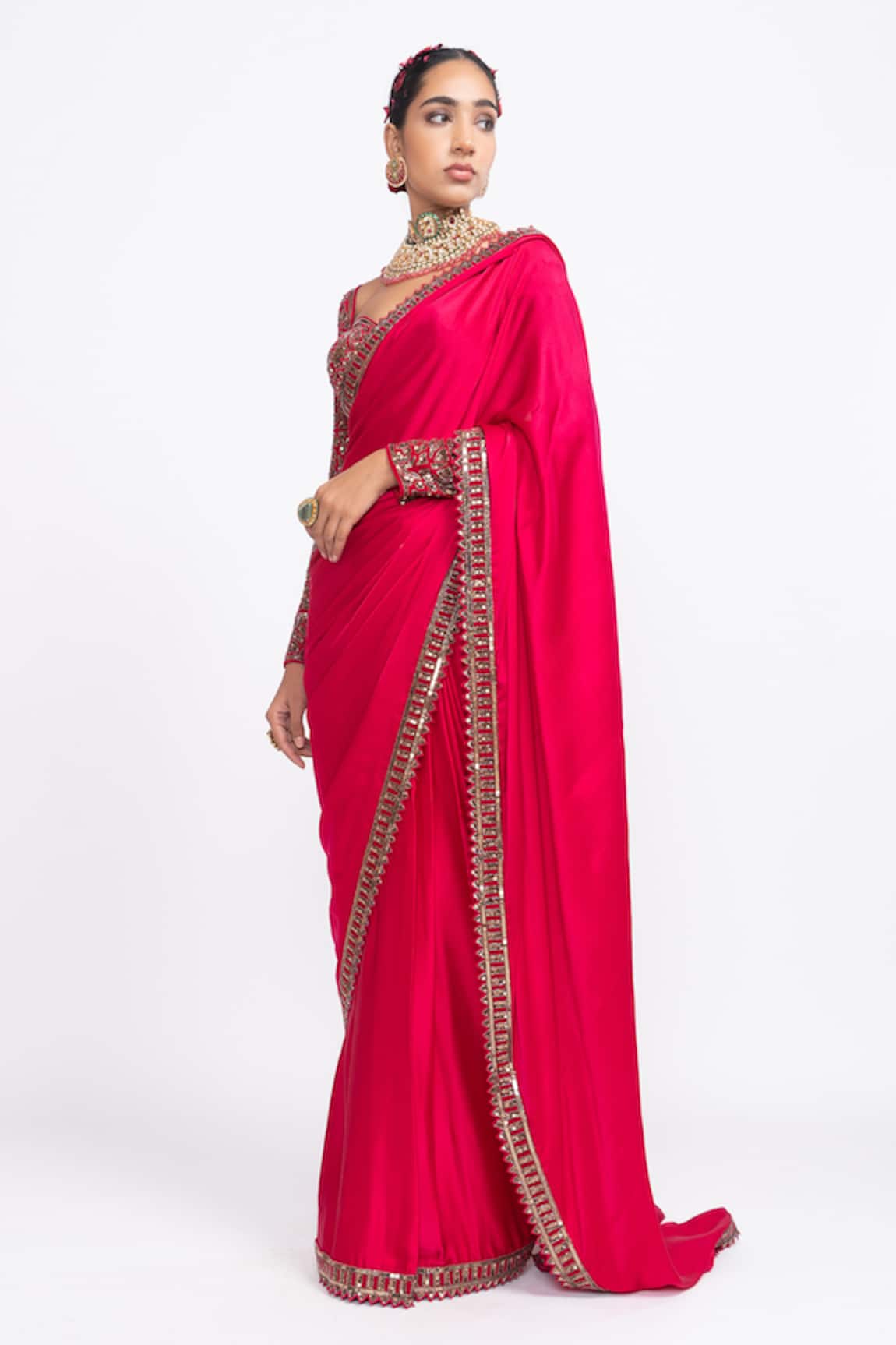 Suta Maroon Embroidered Velvet Saree Blouse Price in India, Full  Specifications & Offers | DTashion.com