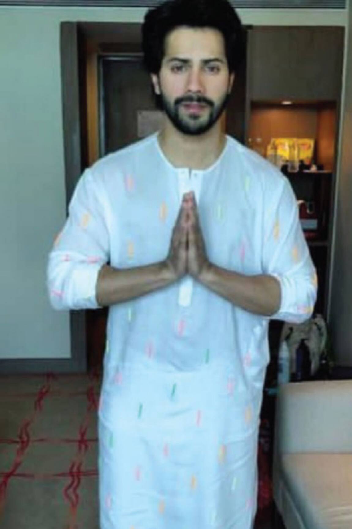 Arjuun Kilachand Embroidered Kurta