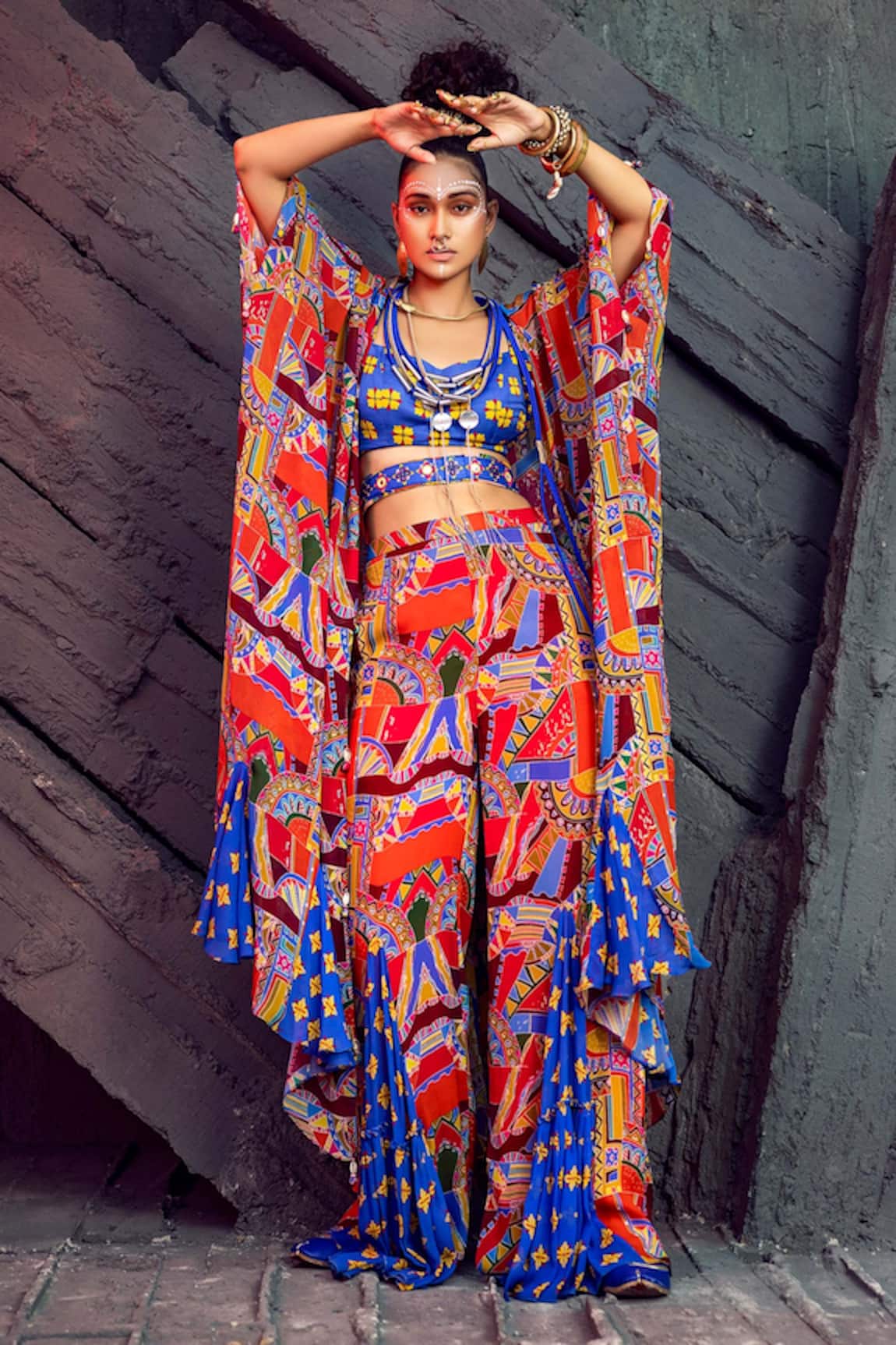 Diyarajvvir Geometric Print Cape & Pant Set 