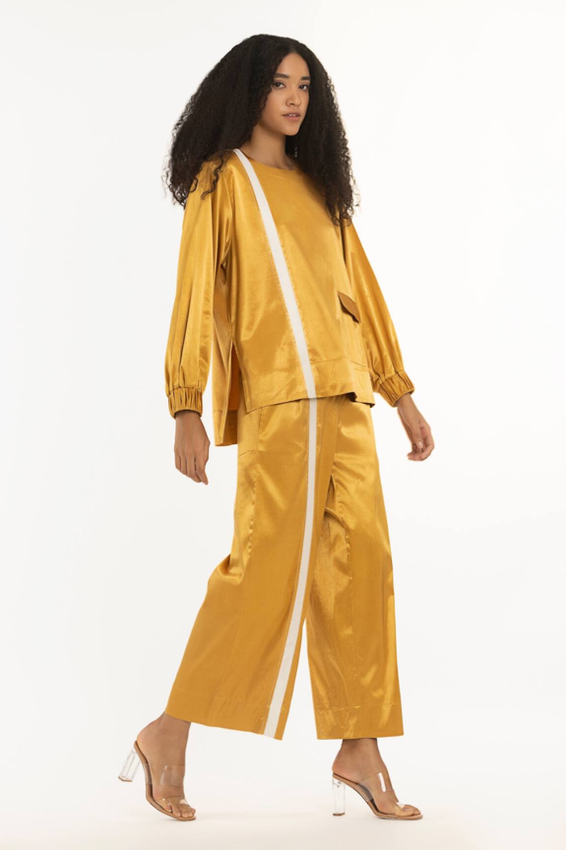 Three Round Neck Jumper