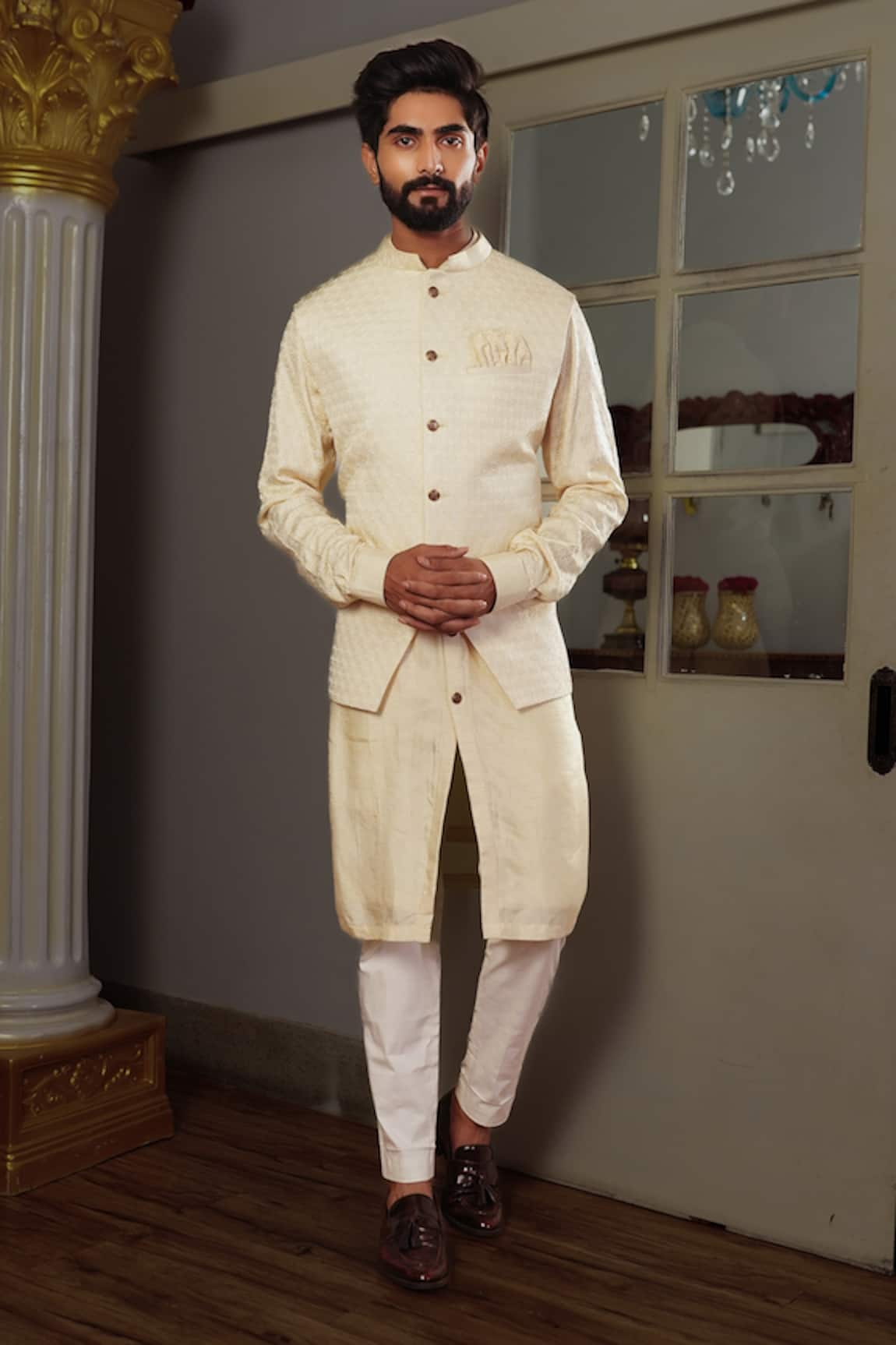 Yajy By Aditya Jain Dhaya Silk Bundi & Kurta Set