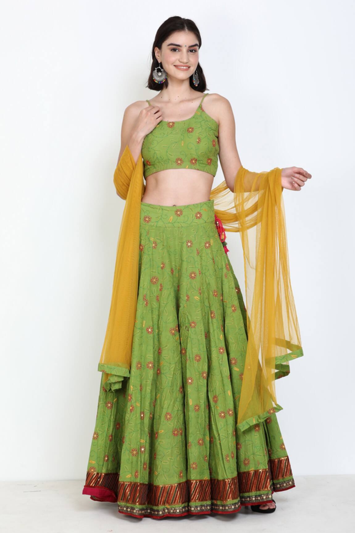 Zariya The Label Floral Embroidered Lehenga Set