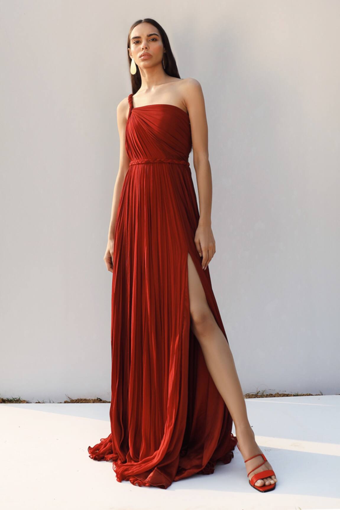 Zwaan One Shoulder Pleated Gown