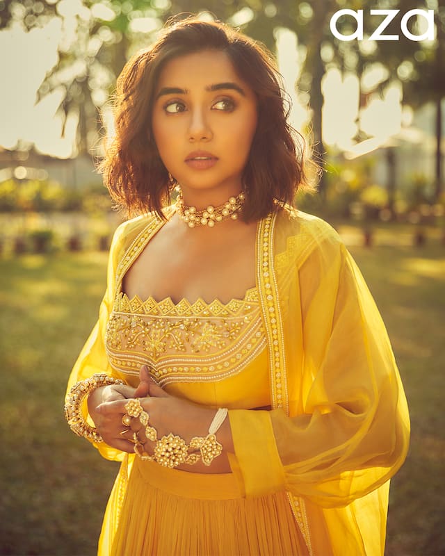 Prajakta Koli looks mesmerising in Indian ensemble for her latest  photo-shoot for Aza Fashions : Bollywood News - Bollywood Hungama