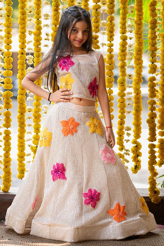 Kirti Agarwal - Pret N Couture