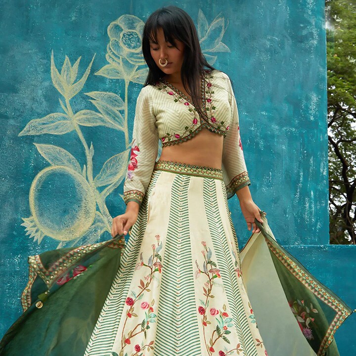 Best Deals On Designer Collections Aza Fashions