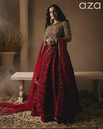 Dia Mirza in Rocky Star