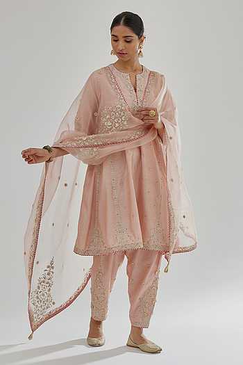 Women Cream Rayon Chanderi Zari Kurta Set