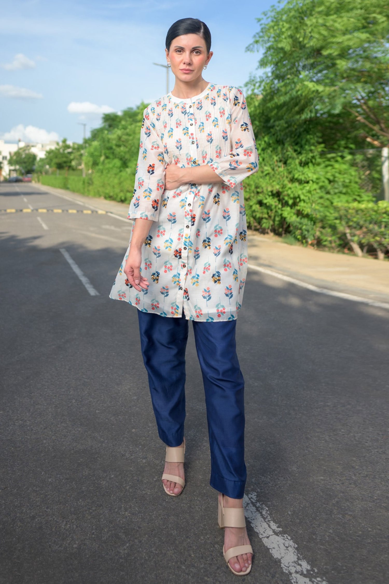 Trending sleeve designs for salwar suits Baju ke design Simple Kurti Designs,  Stylish Dress Desig… | Full sleeves design, Girls dresses sewing, Kurti  sleeves design