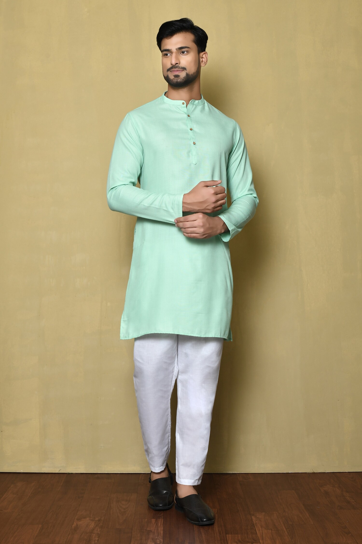 Buy Naintara Bajaj Blue Cotton Silk Solid Band Collar Kurta And Pant