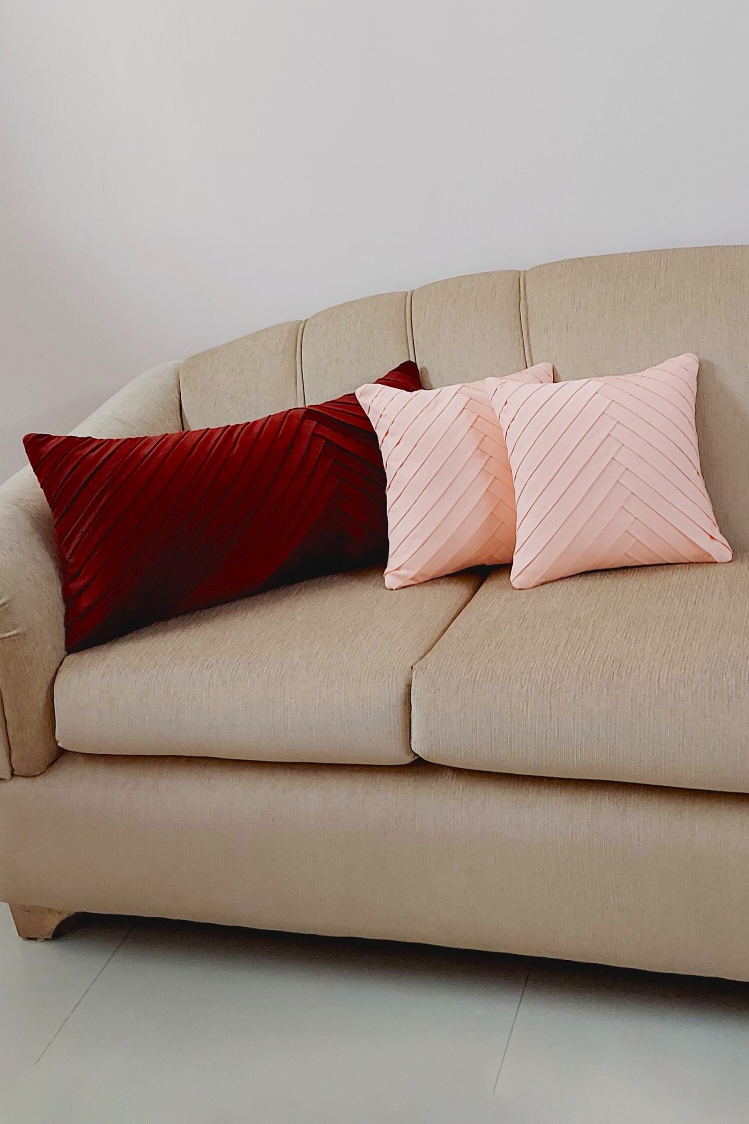 Buy Throwpillow Pleated Cushion Cover Online | Aza Fashions