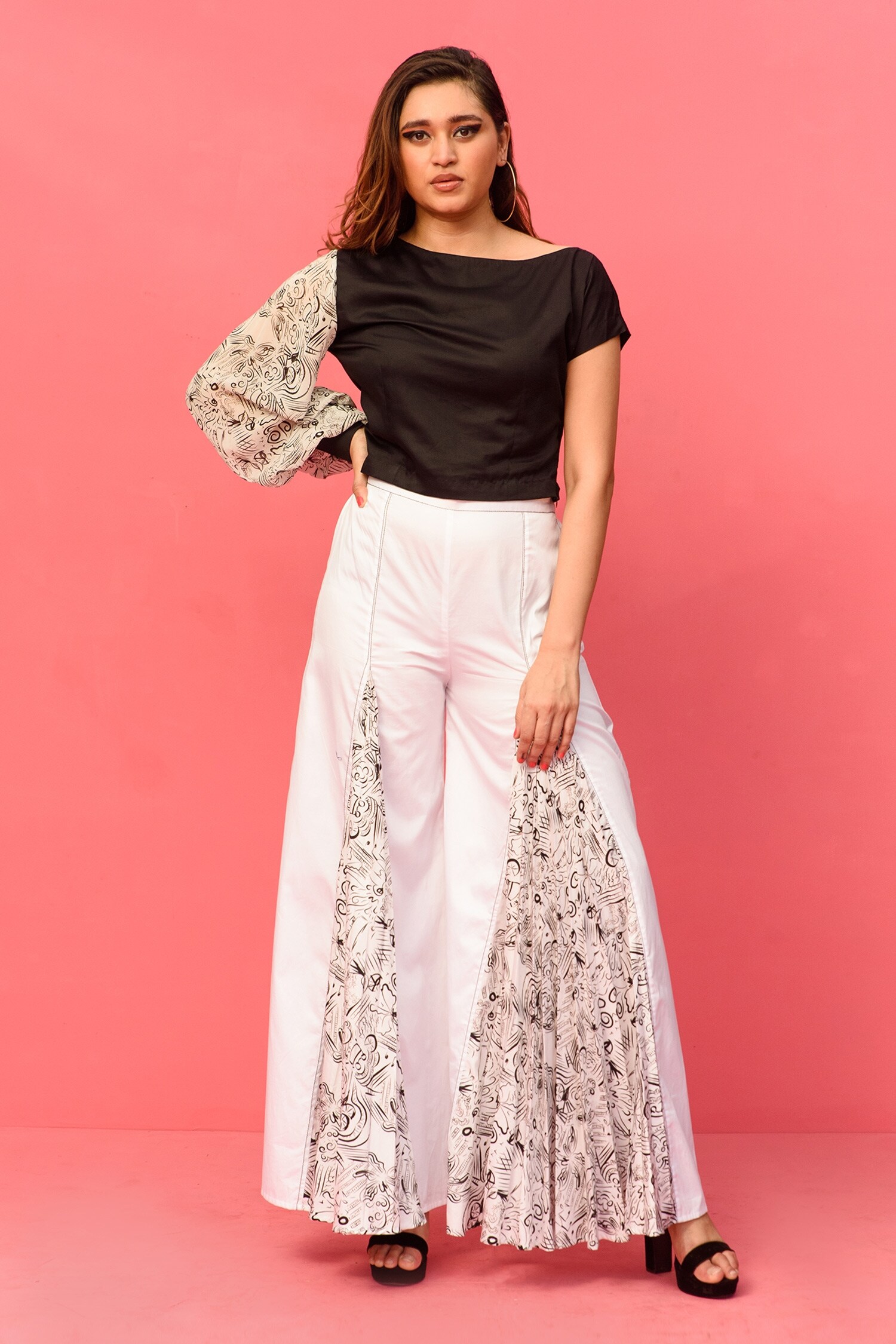 Shristi Chetani White Cotton Abstract Print Flared Pant