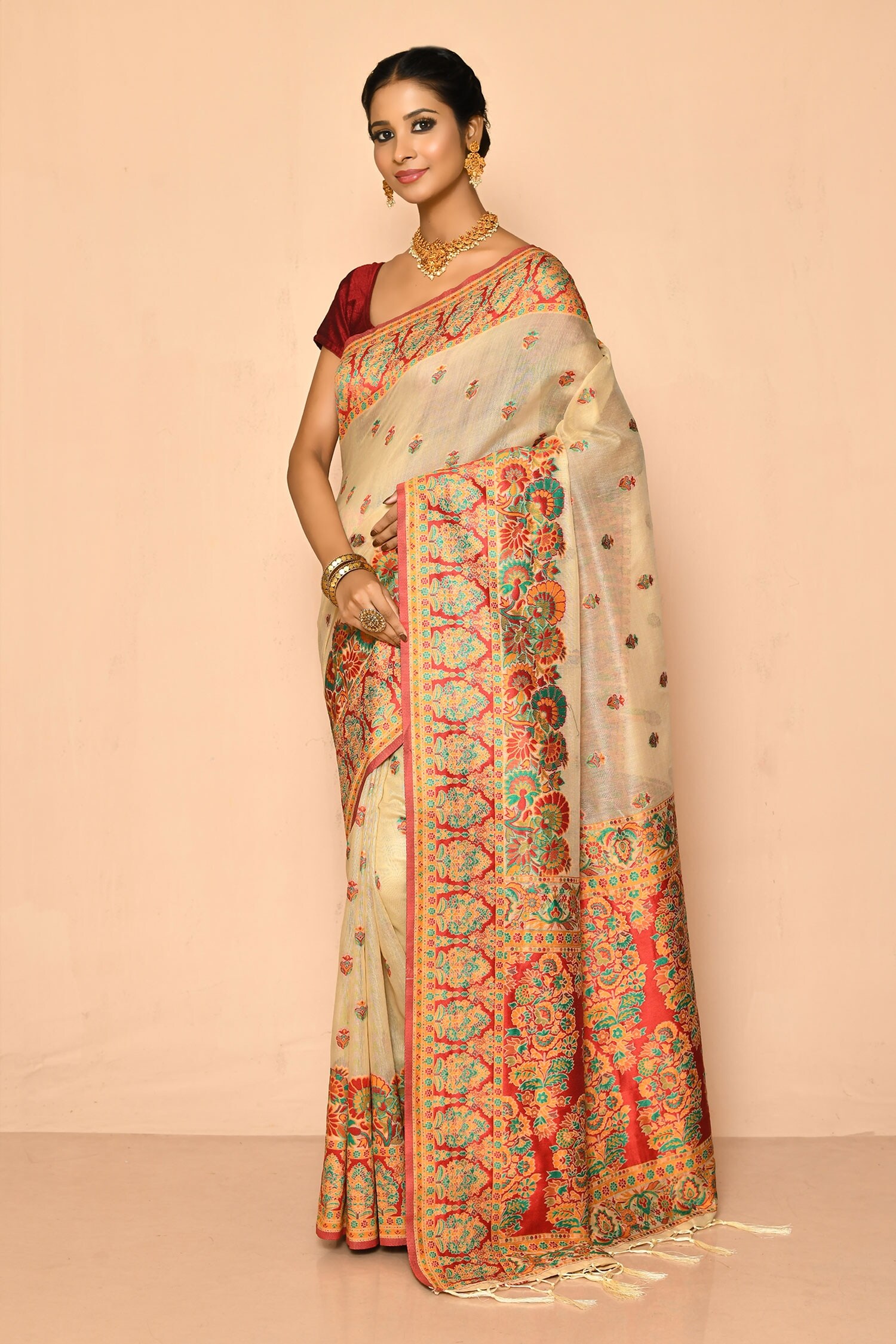 Naintara Bajaj Cream Cotton Embroidered Saree