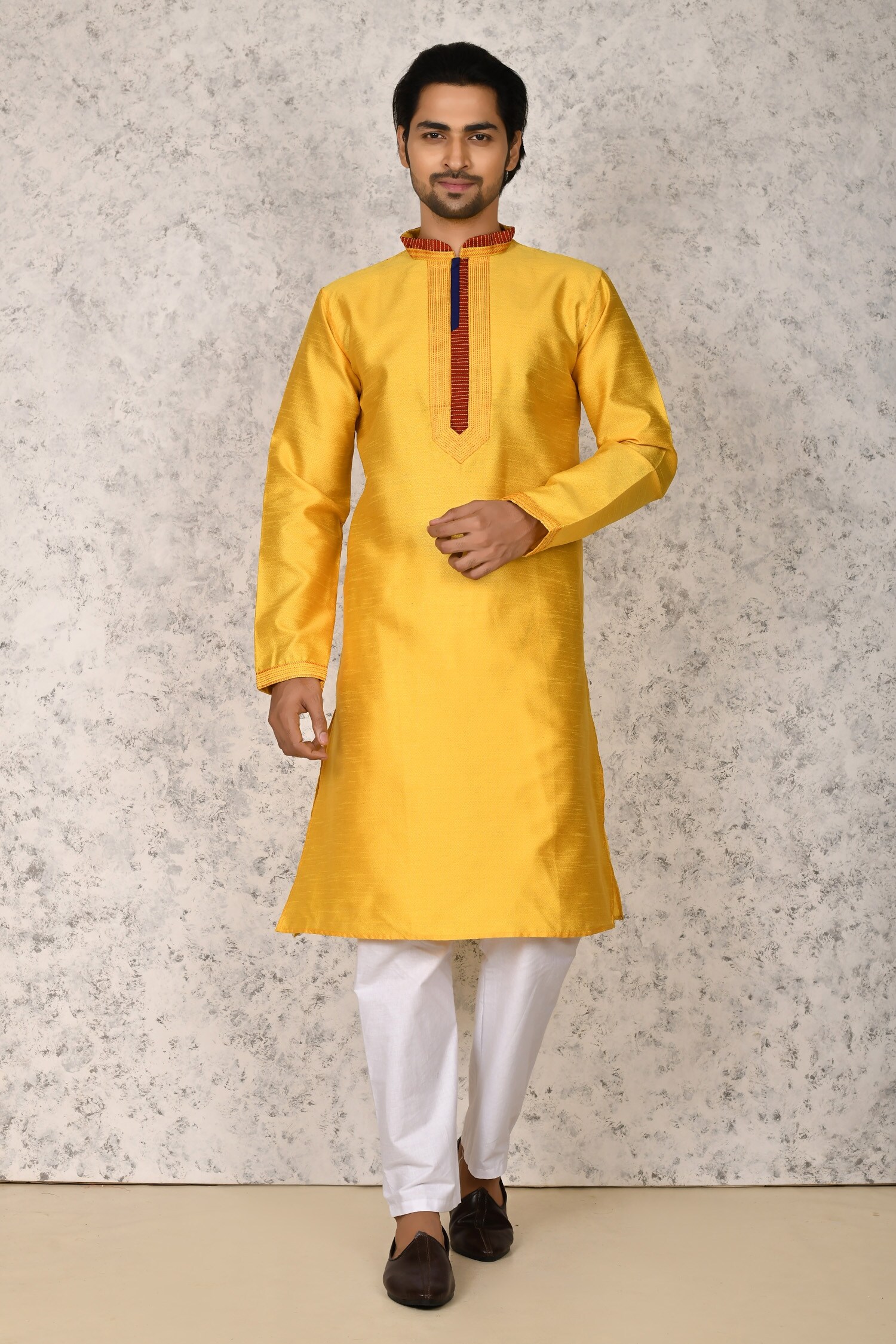 Buy Khwaab by Sanjana Lakhani Yellow Mandarin Collar Kurta Set Online