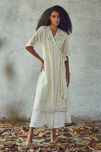 Elegant Floral Printed Cotton Wrap Kurta Set – Off White