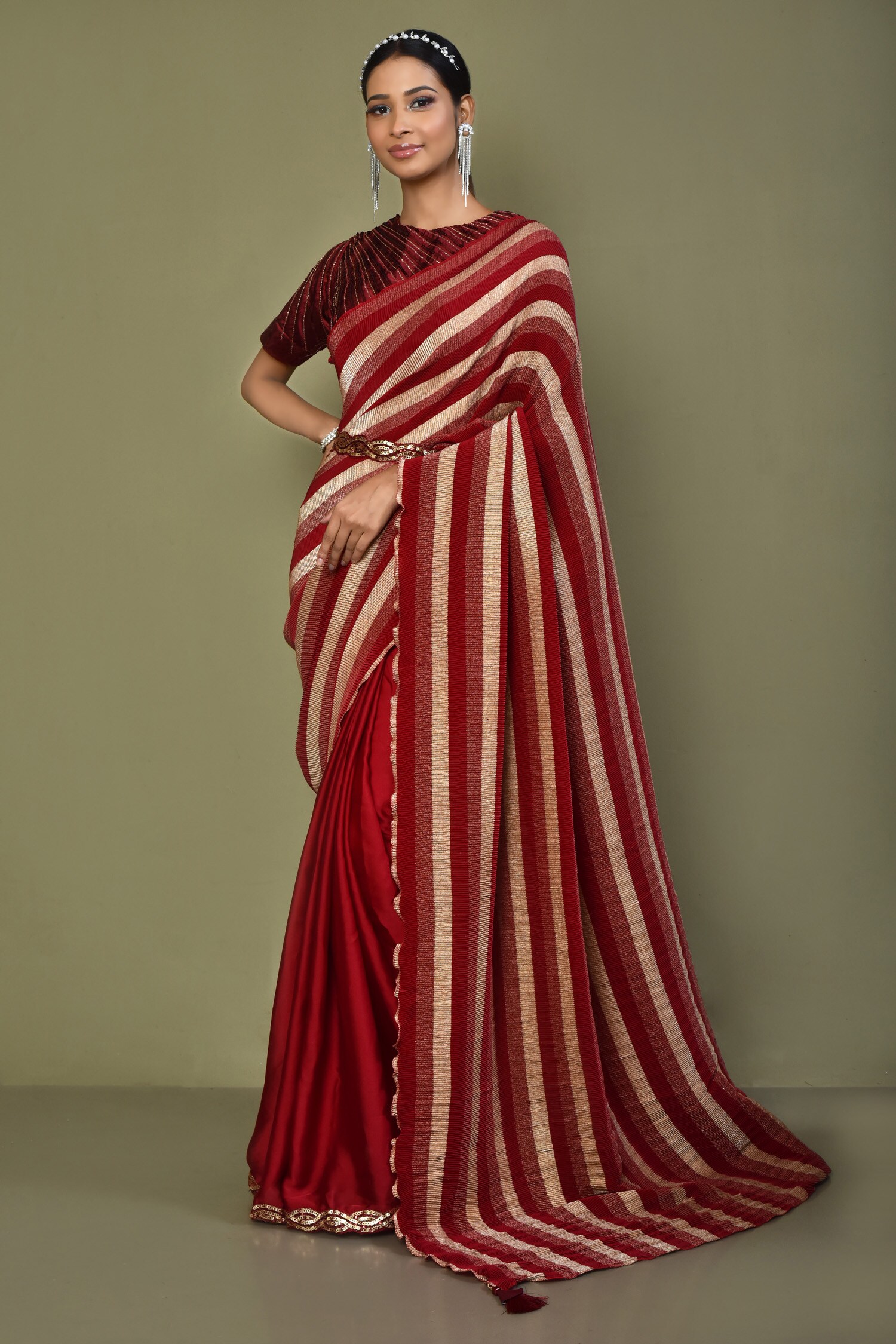 Buy Foil Print Pre-Draped Saree With Blouse By Khwaab By Sanjana ...