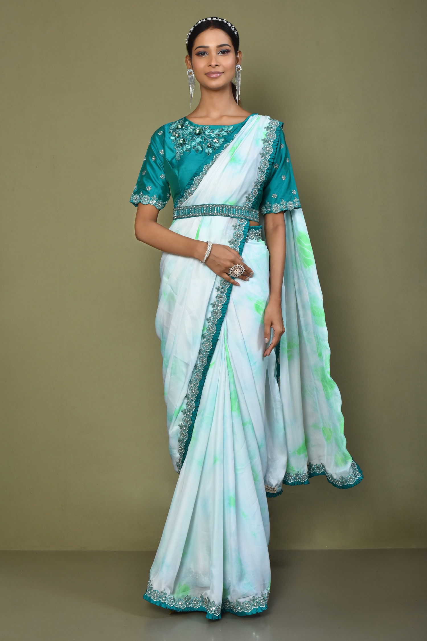 Buy Shibori Print Pre-Draped Saree With Blouse By Khwaab By Sanjana ...