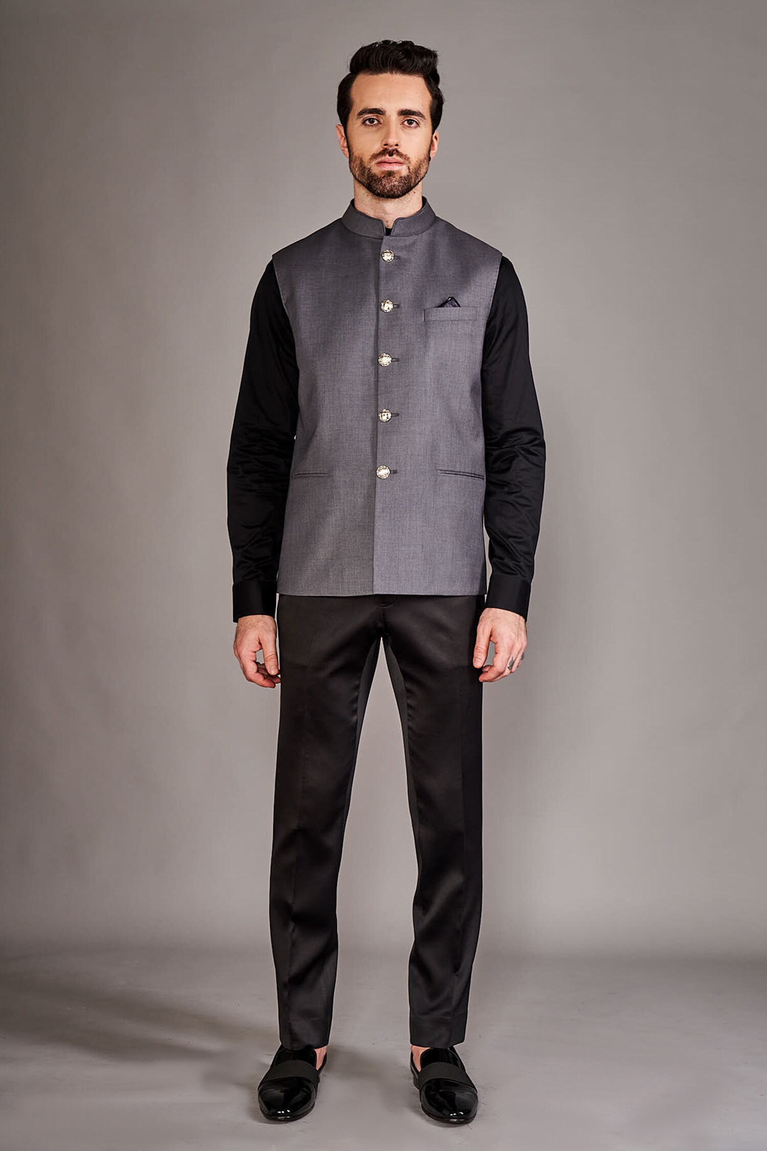 Buy Arjun Kilachand Grey Wool Solid Bundi With Shirt Online | Aza Fashions