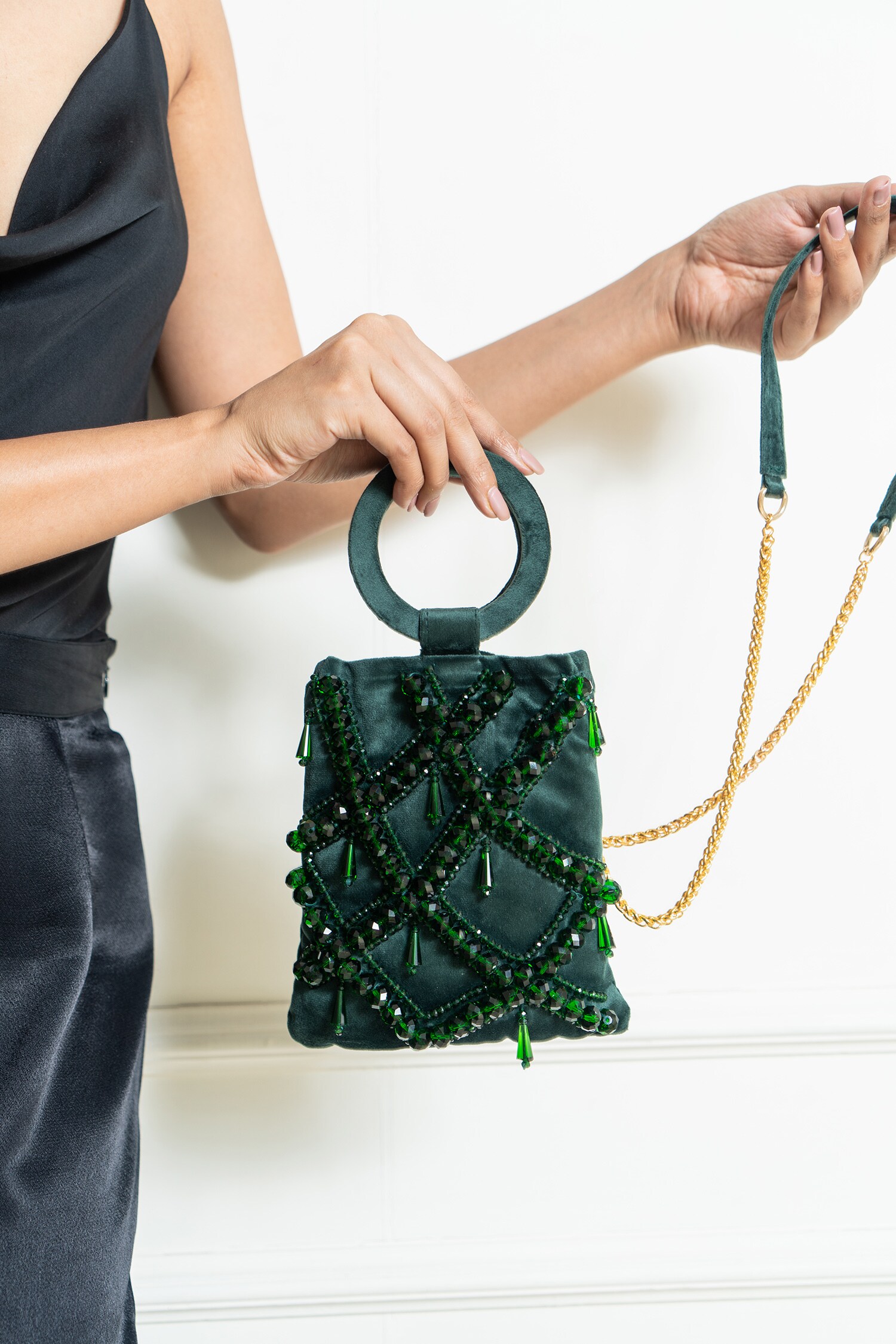 Buy Aomidori Shimai Grace Checkered Pattern Bag Online | Aza Fashions