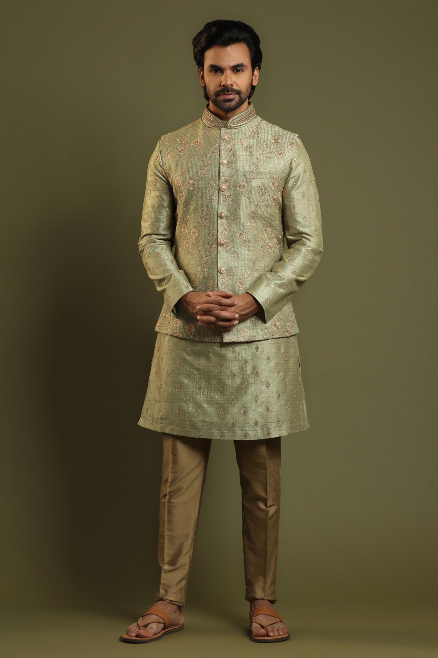 Kora By Nilesh Mitesh Green Silk Blend Embroidered Bundi And Kurta Set