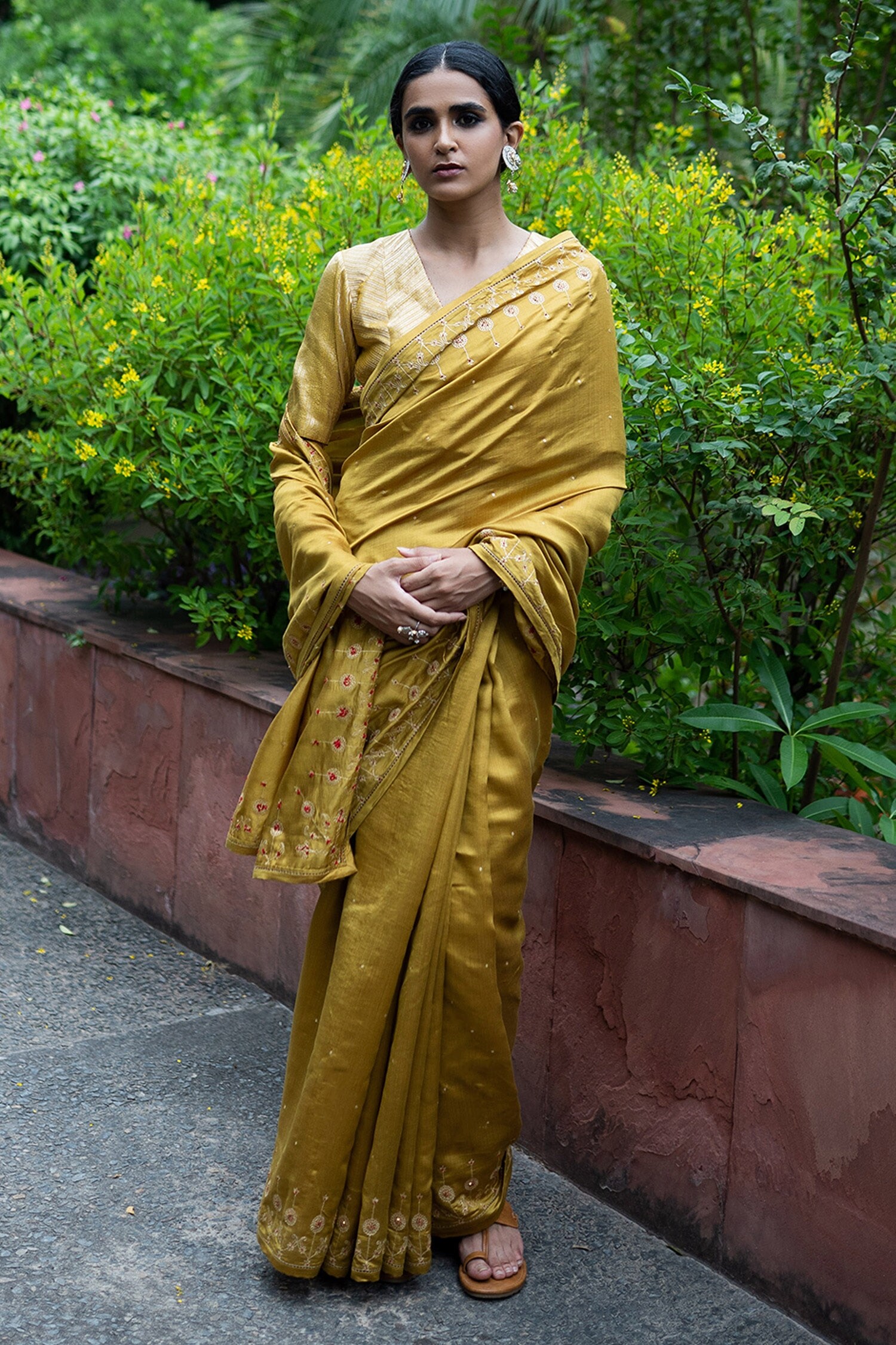 Deepthee Yellow Silk Embroidered Border Saree With Blouse