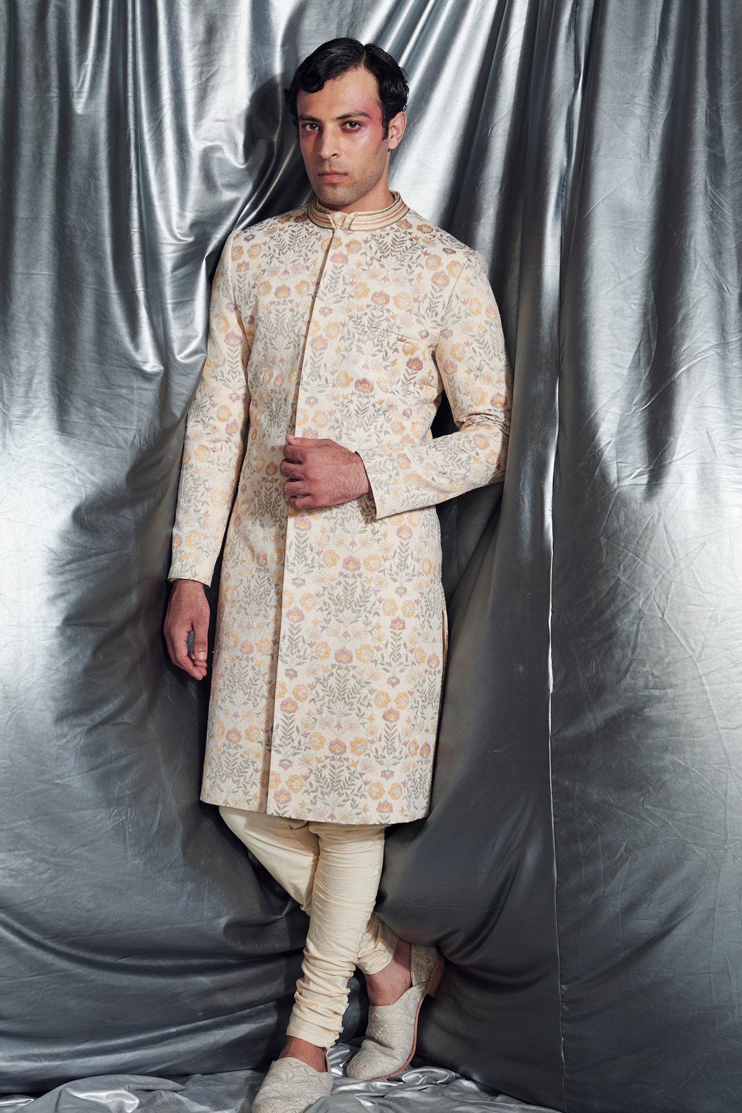 Dev R Nil White Handloom Cotton Embroidered Sherwani