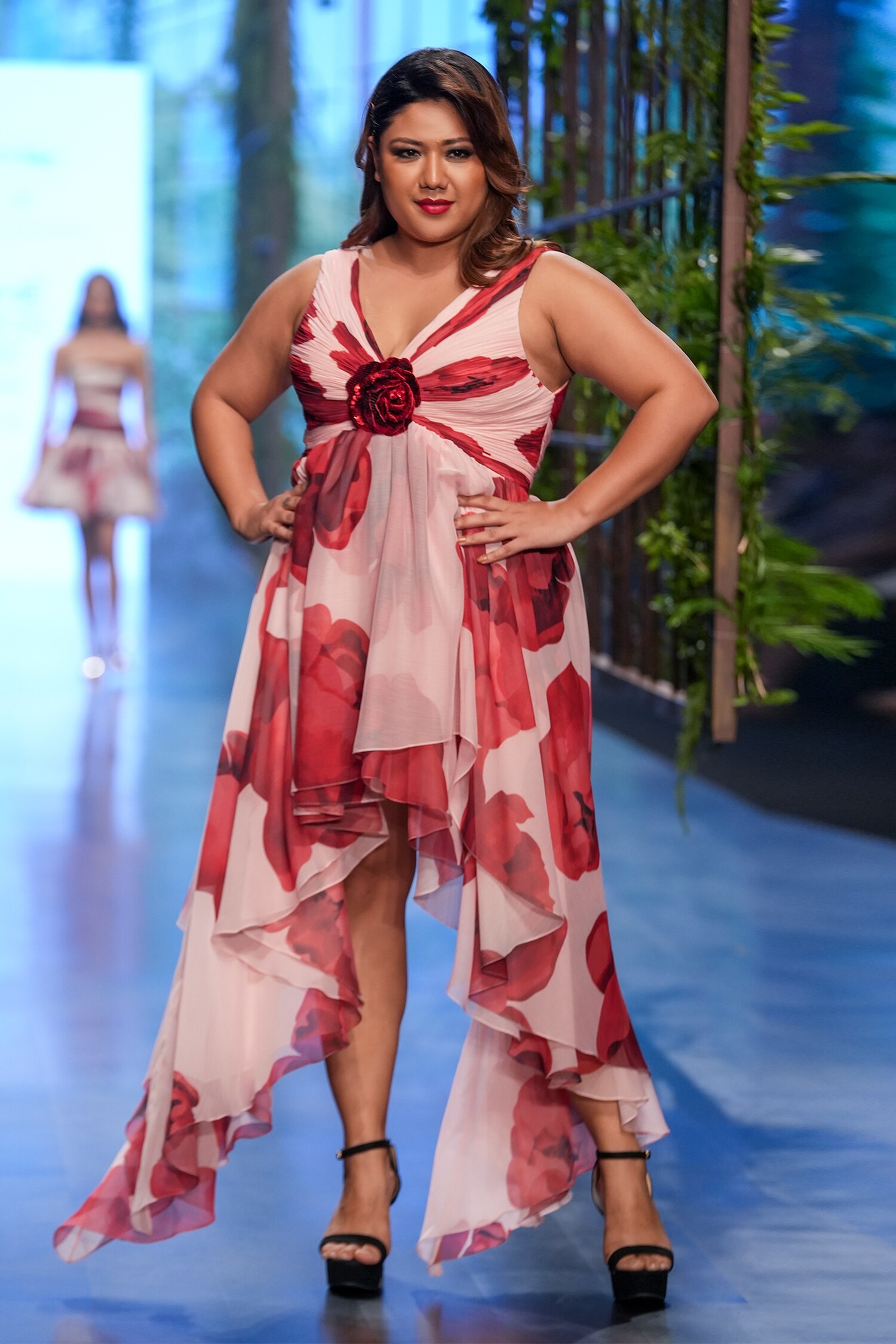 Gauri & Nainika Pink Crinkled Chiffon Floral Print Sleeveless Dress