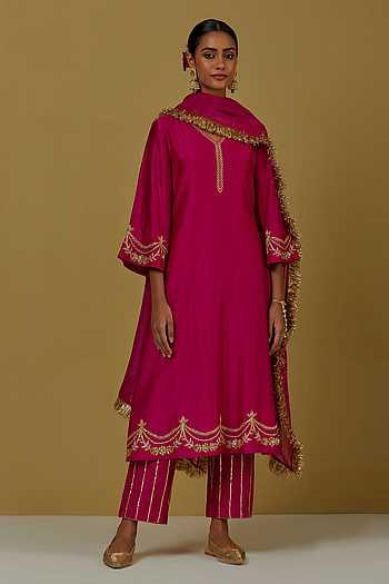 Darkmagenta   Kurta Ghiccha Silk Chudidaar main image 1