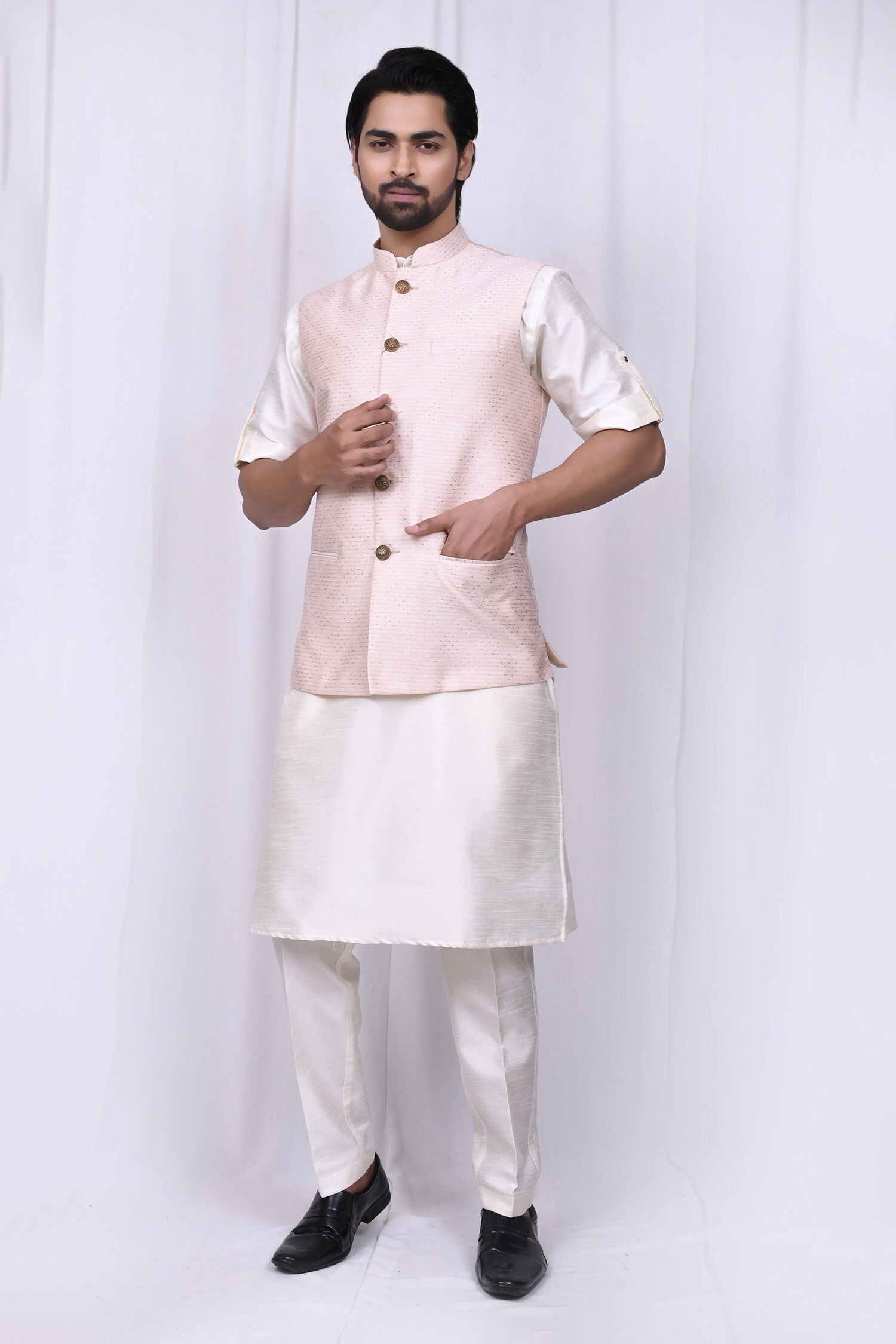 Buy Khwaab by Sanjana Lakhani Pink Art Silk Bundi And Full Sleeve Kurta