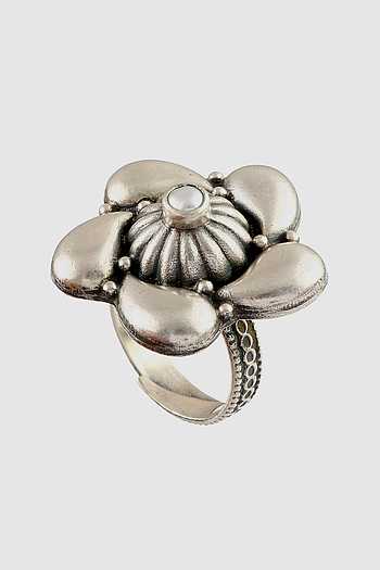 Buy Noor Oxidized Floral Rawa Work Ring Online | Aza Fashions