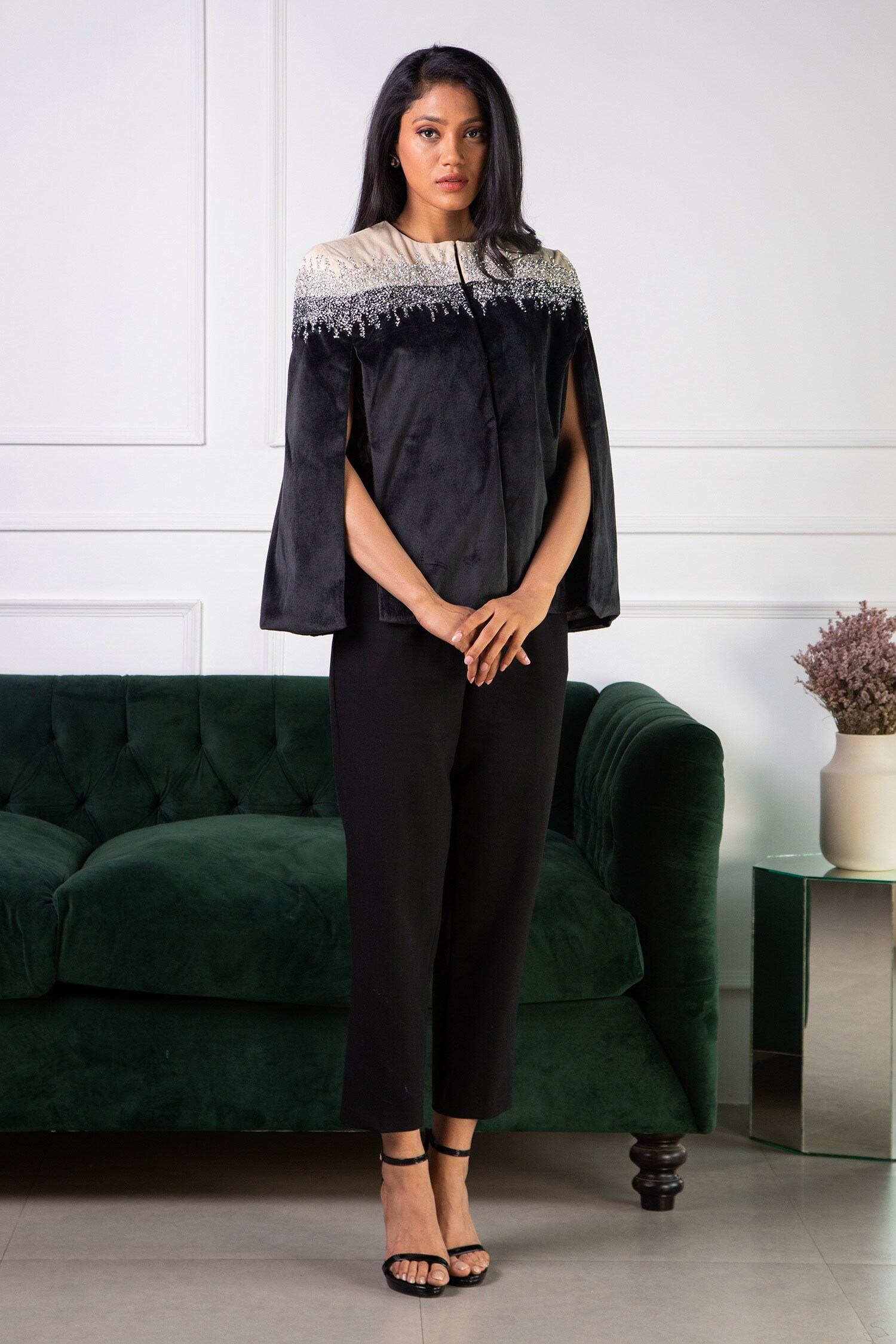 Rhe-Ana Black Polyester Kaya Embellished Cape