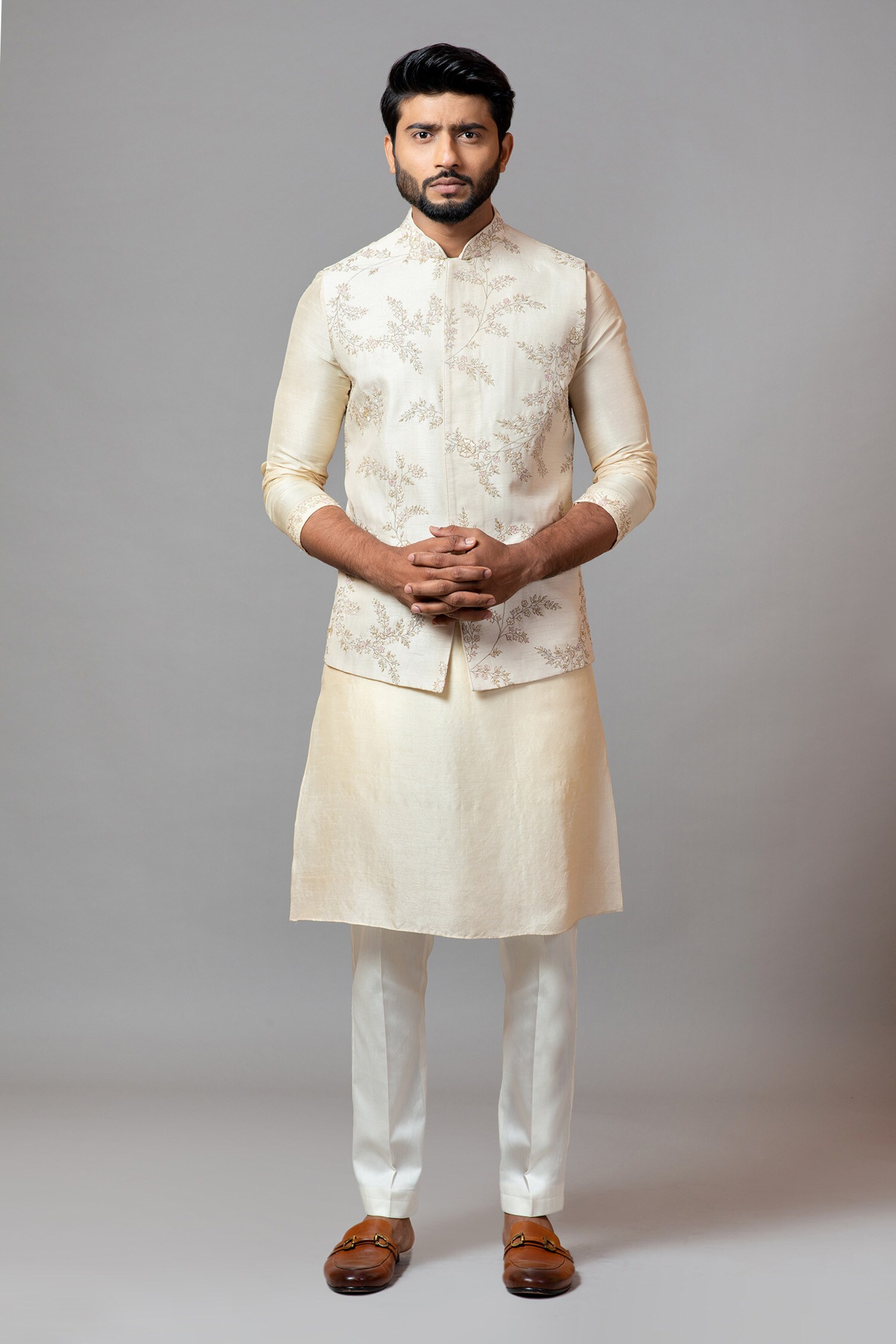 Paarsh White Bam Silk Embroidered Bundi And Kurta Set