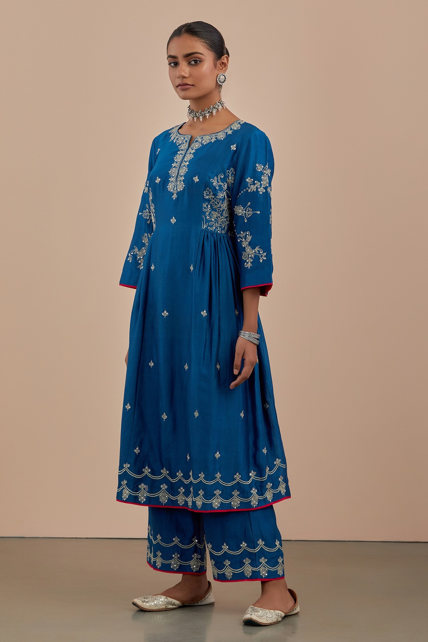Priya Chaudhary Blue Chanderi Silk Embroidered Kurta And Pant Set