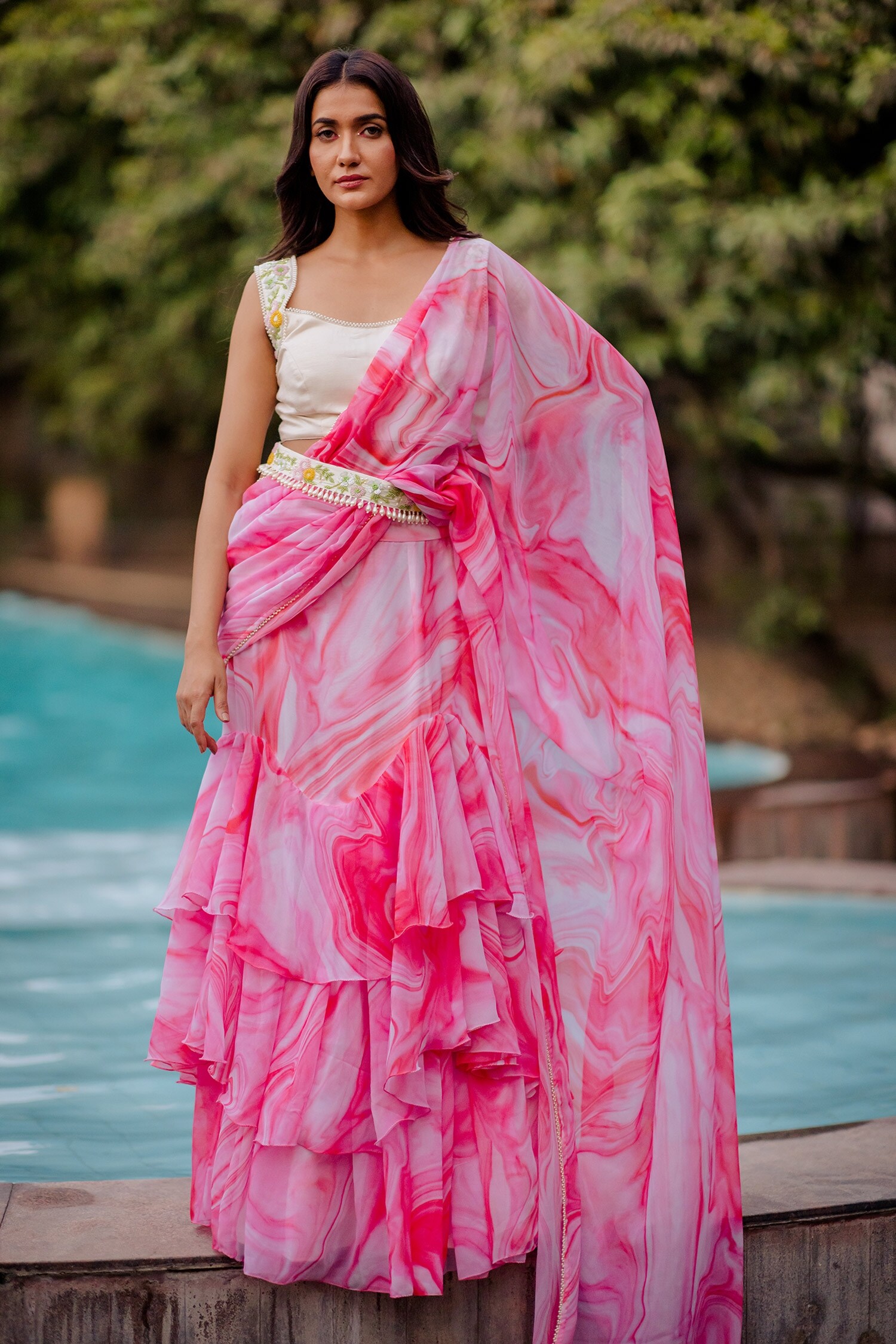 Buy Nikita Vishakha Pink Tiered Saree With Sleeveless Blouse Online ...