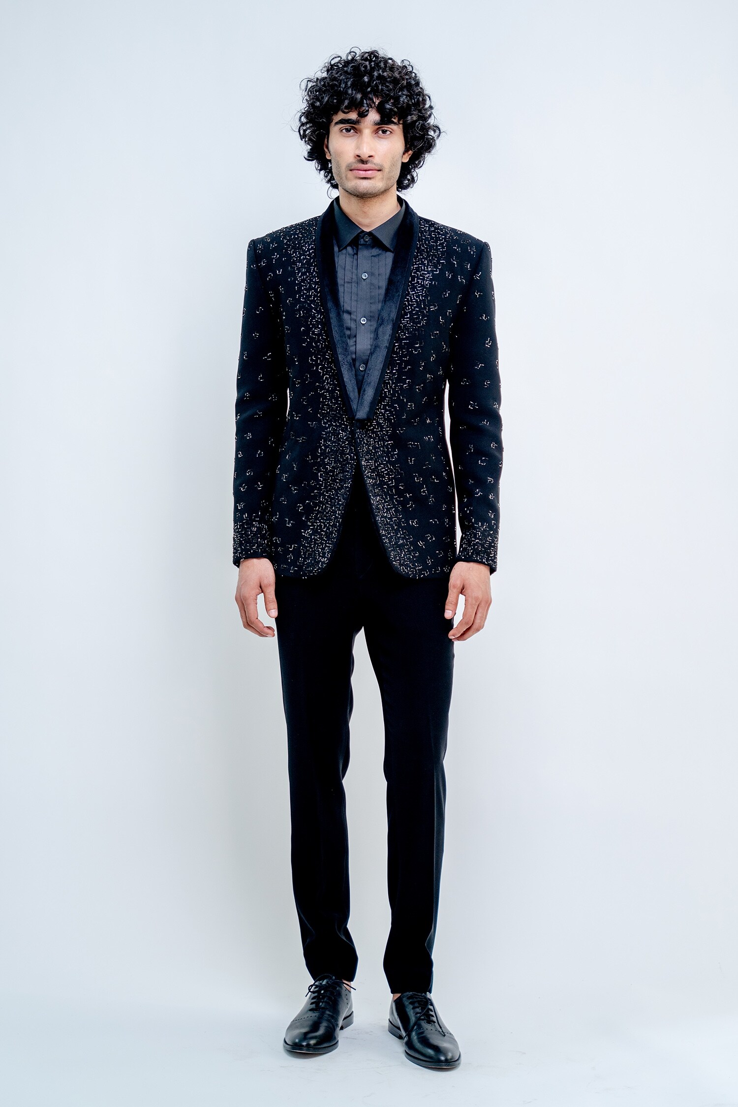Varun Chakkilam Black Poly Blend Suiting Metallic Embroidered Jacket And Pant Set