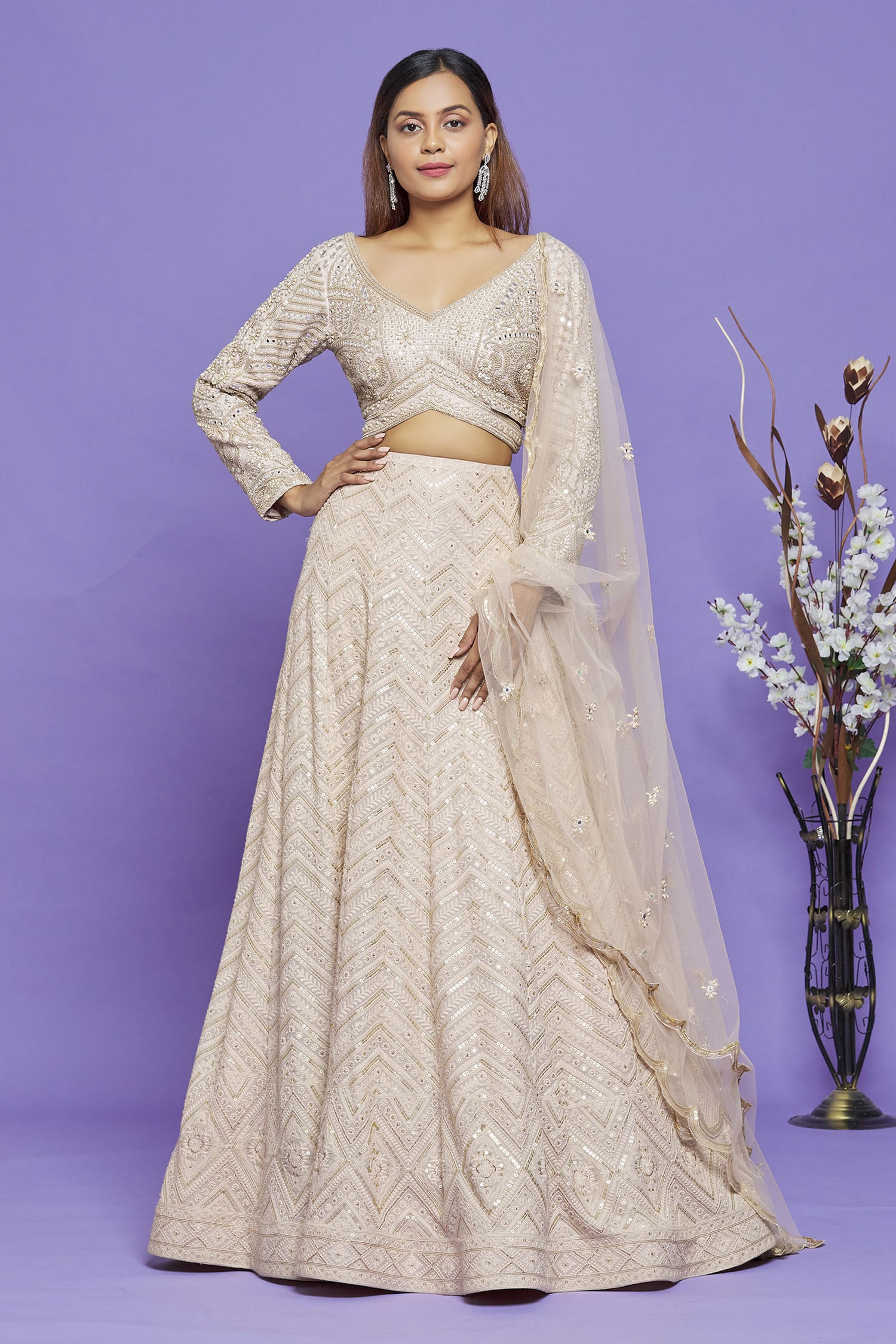 Fans notice how Alia Bhatt's wedding dress was earlier worn by Kangana  Ranaut | Bollywood - Hindustan Times