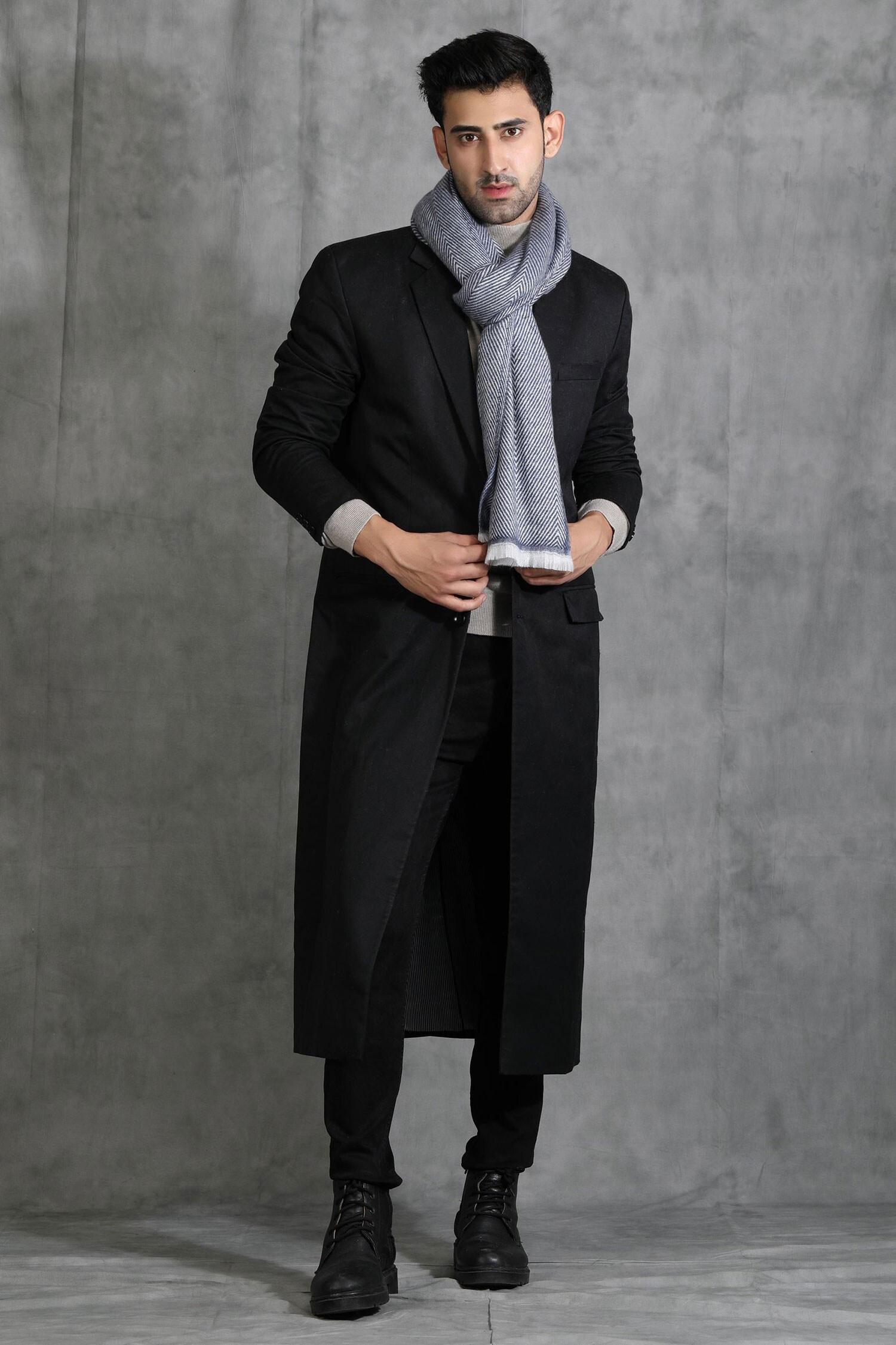 DUSALA Grey Woven Cashmere Fine Wool Stole