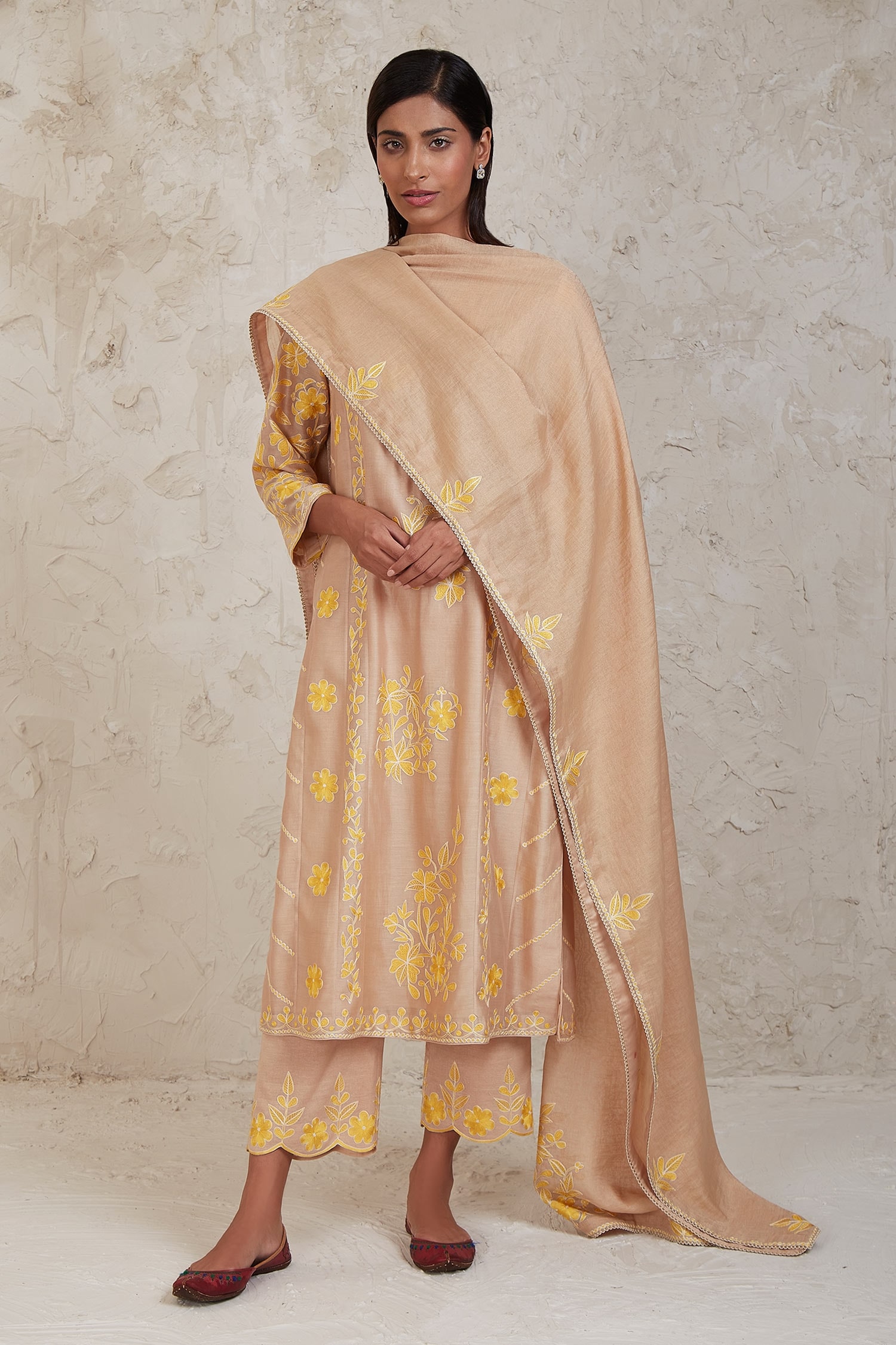 Sue Mue Beige Hanan Handwoven Chanderi Kurta Pant Set