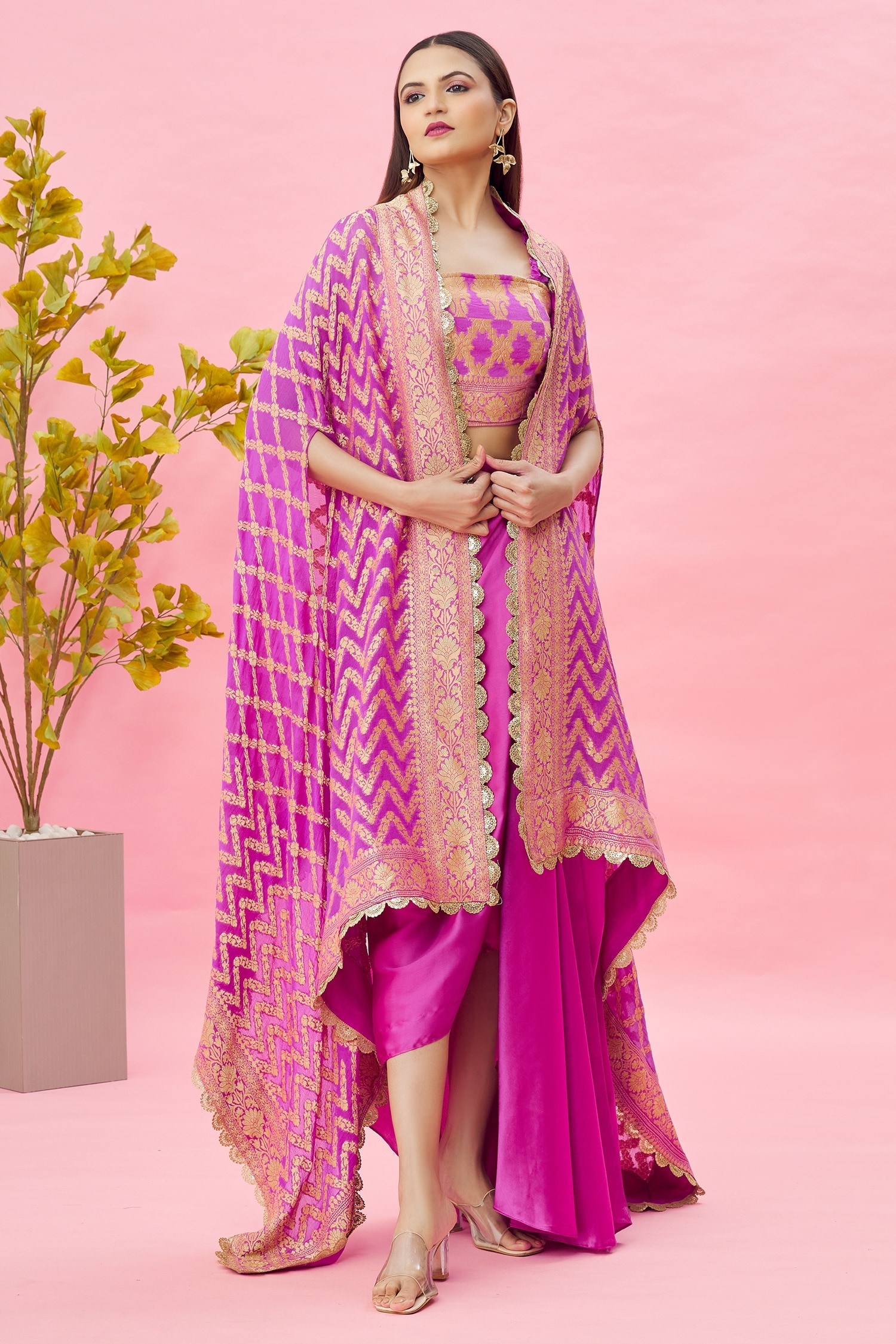 Naintara Bajaj Pink Top And Cape: Banarasi Chevron Pattern & Draped Dhoti Skirt Set For Women