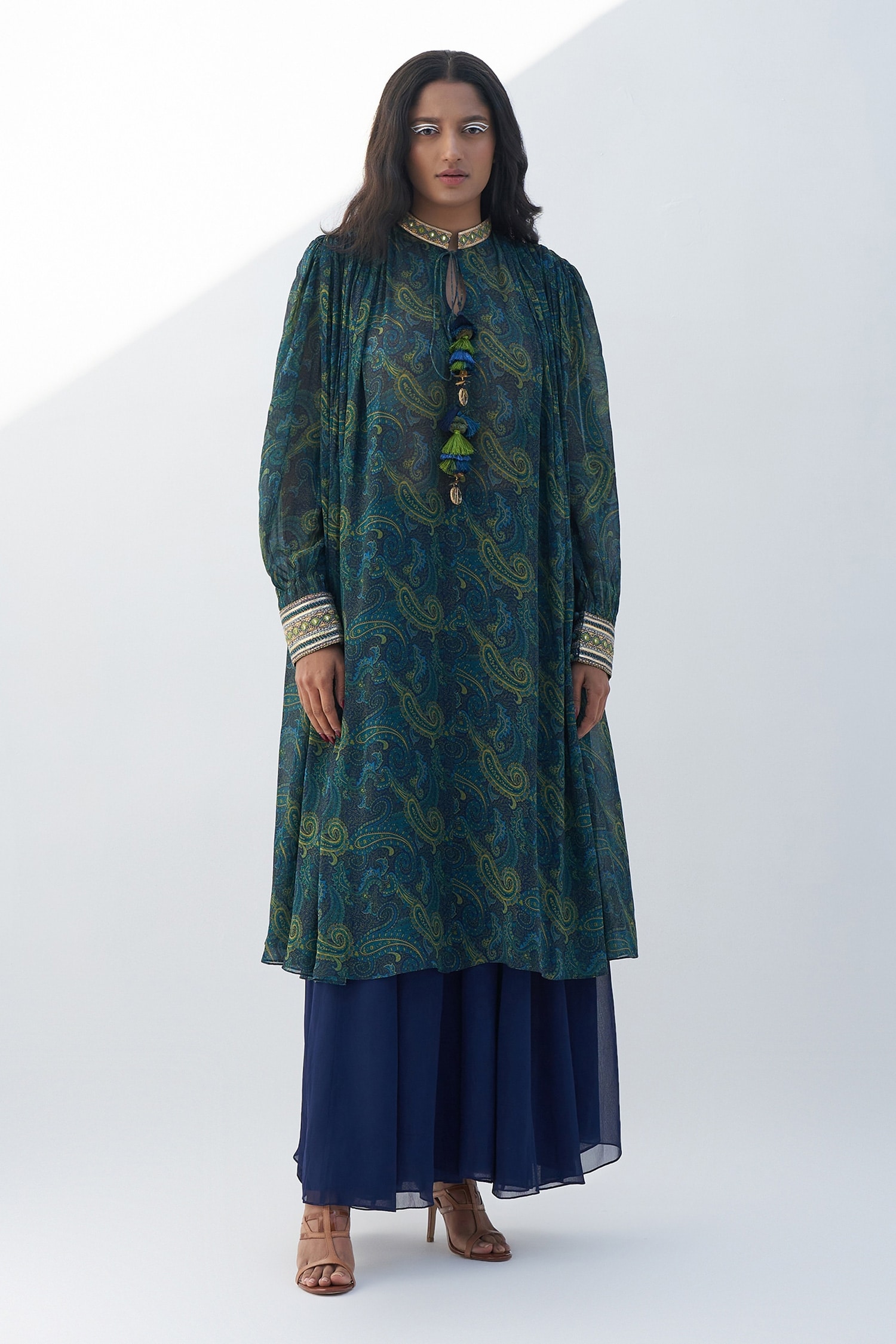 Buy Blue Print Paisley Stand Collar Kurta For Women by Nadima